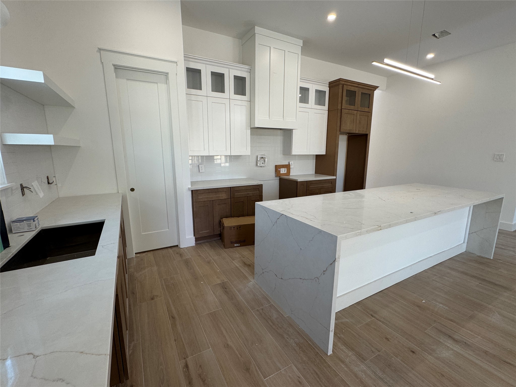 16019 Echo Hill Drive, Houston, TX 77059