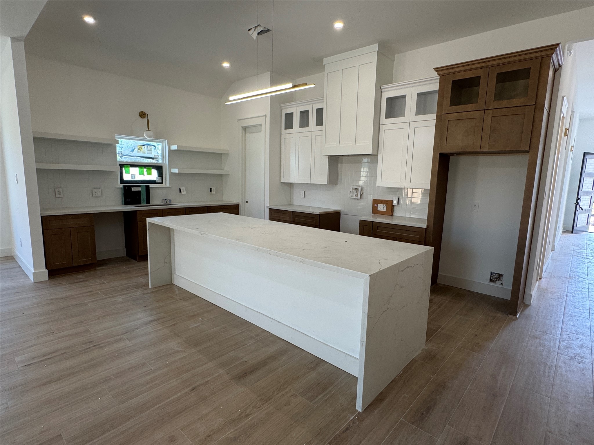 16019 Echo Hill Drive, Houston, TX 77059