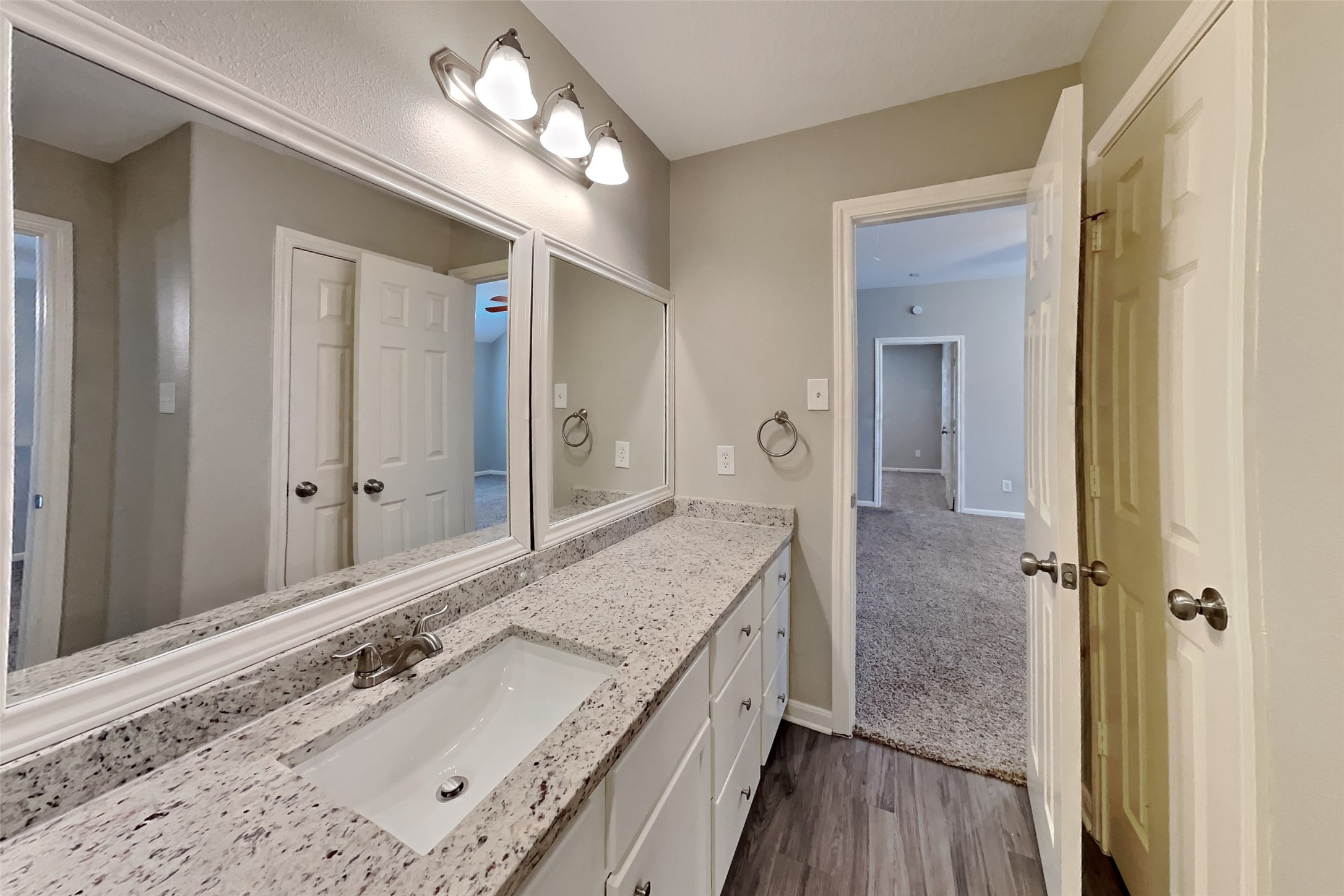 3512 White Oak Point Drive, Conroe, TX 77304