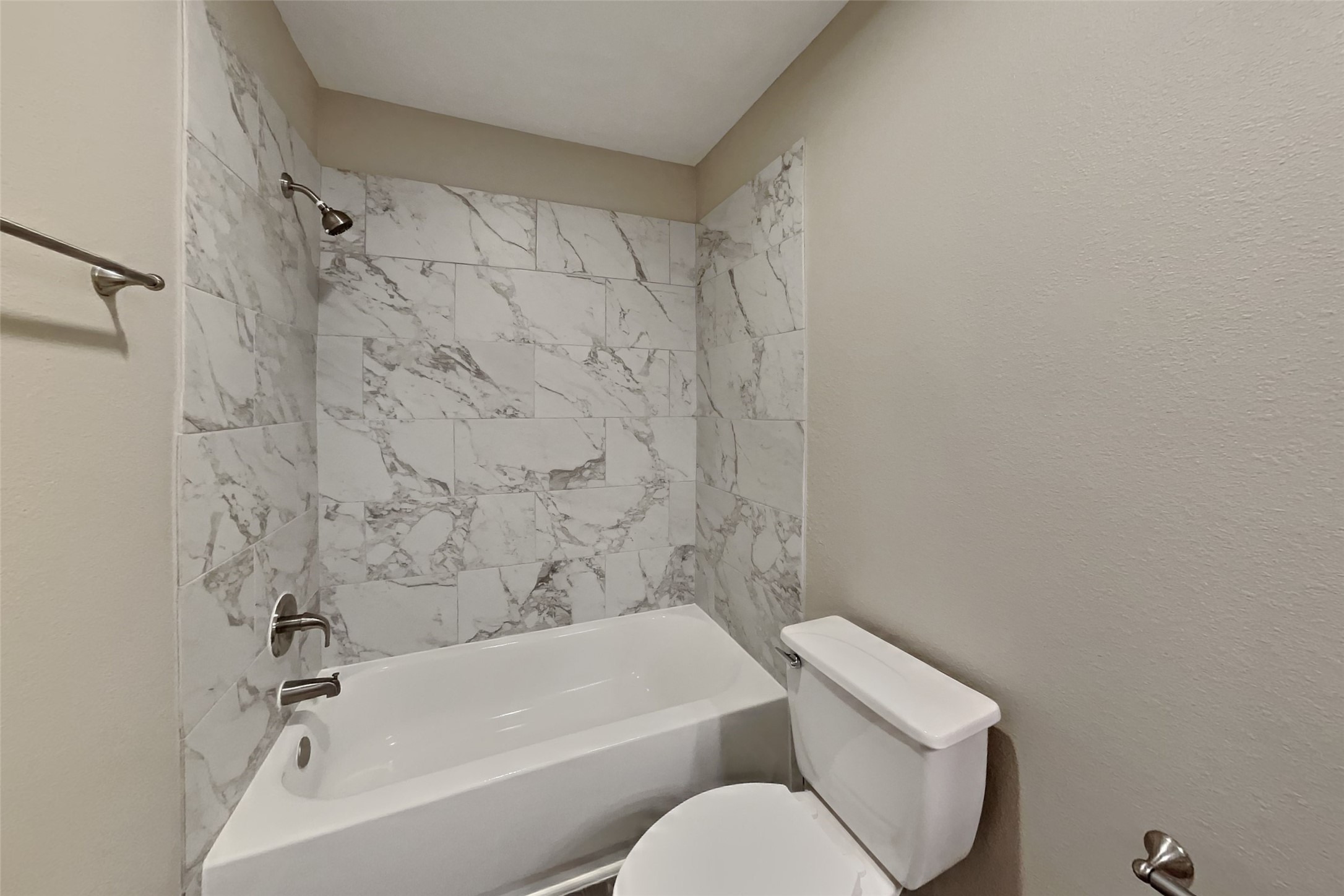 3512 White Oak Point Drive, Conroe, TX 77304