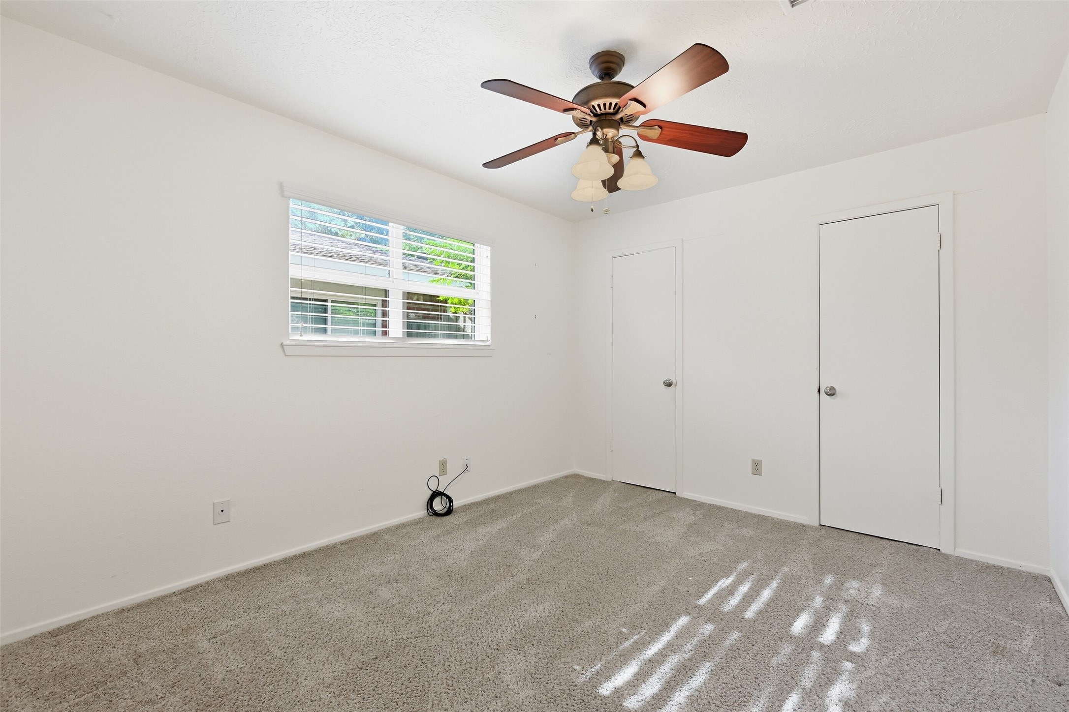 6129 Creekside Lane, League City, TX 77573