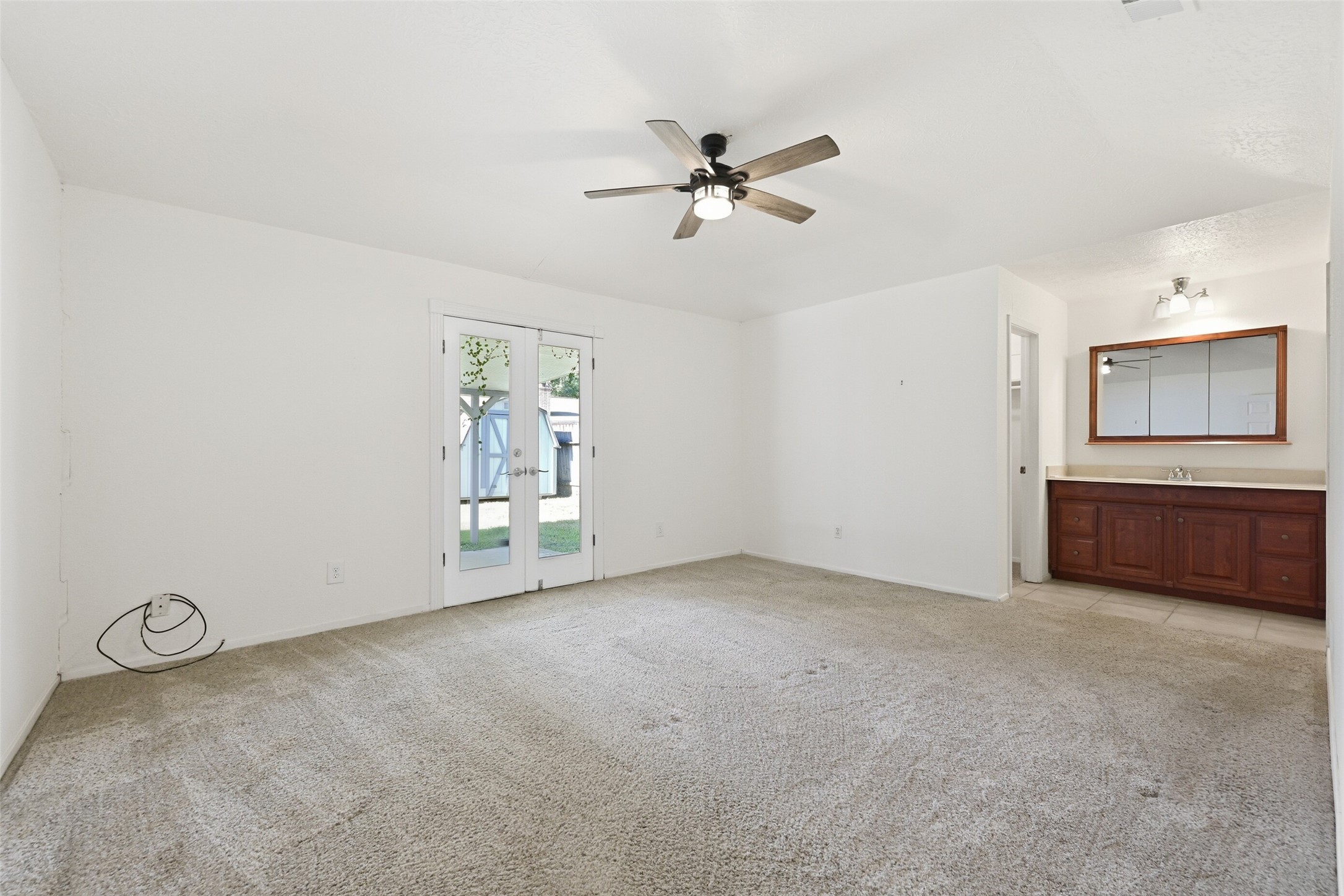 6129 Creekside Lane, League City, TX 77573