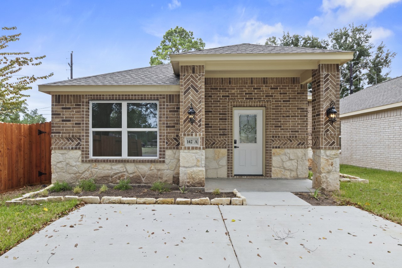 142A College Street, Fresno, TX 77545 142A College Street, Fresno, TX 77545