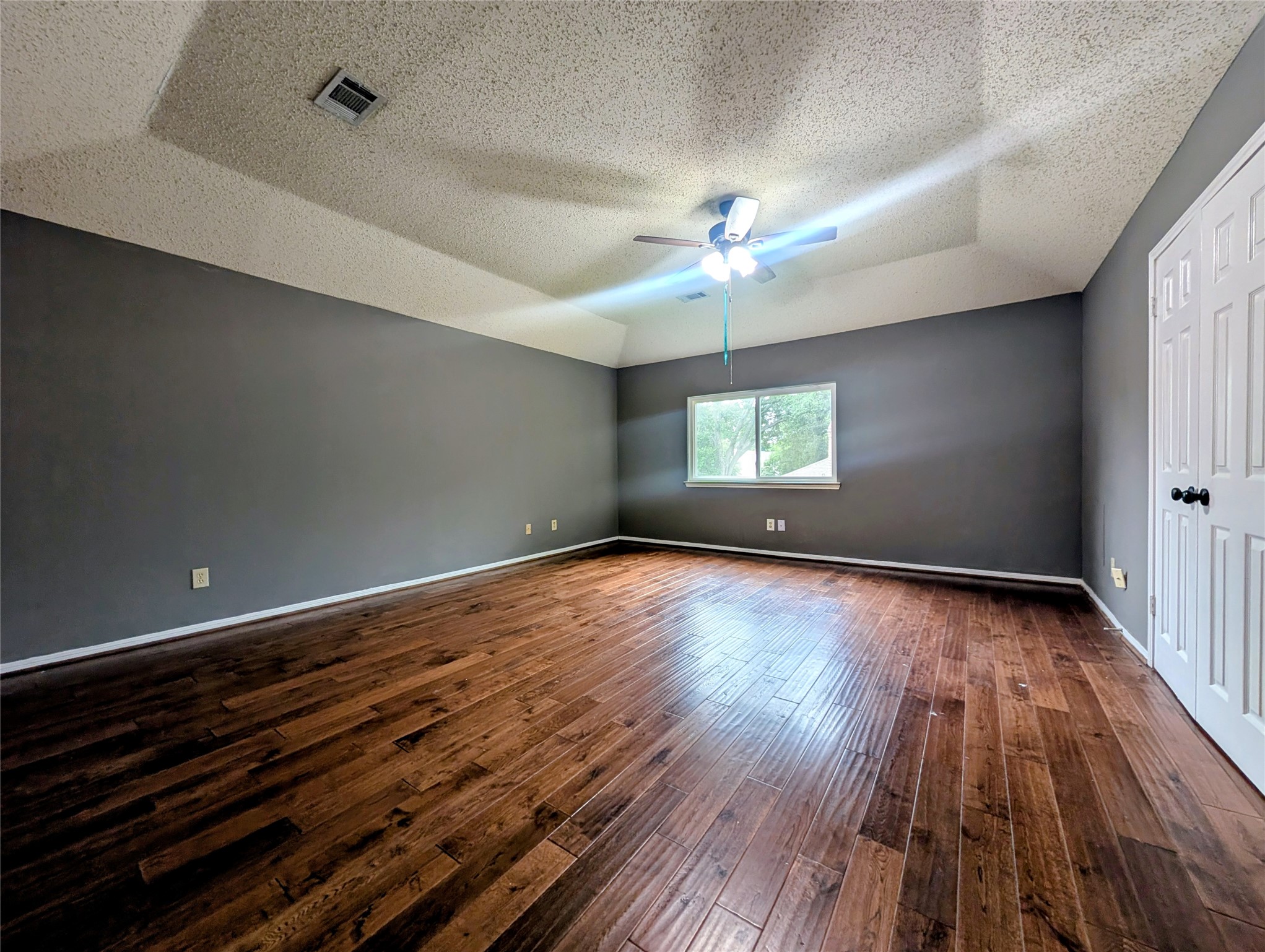 Huge Primary Bedroom