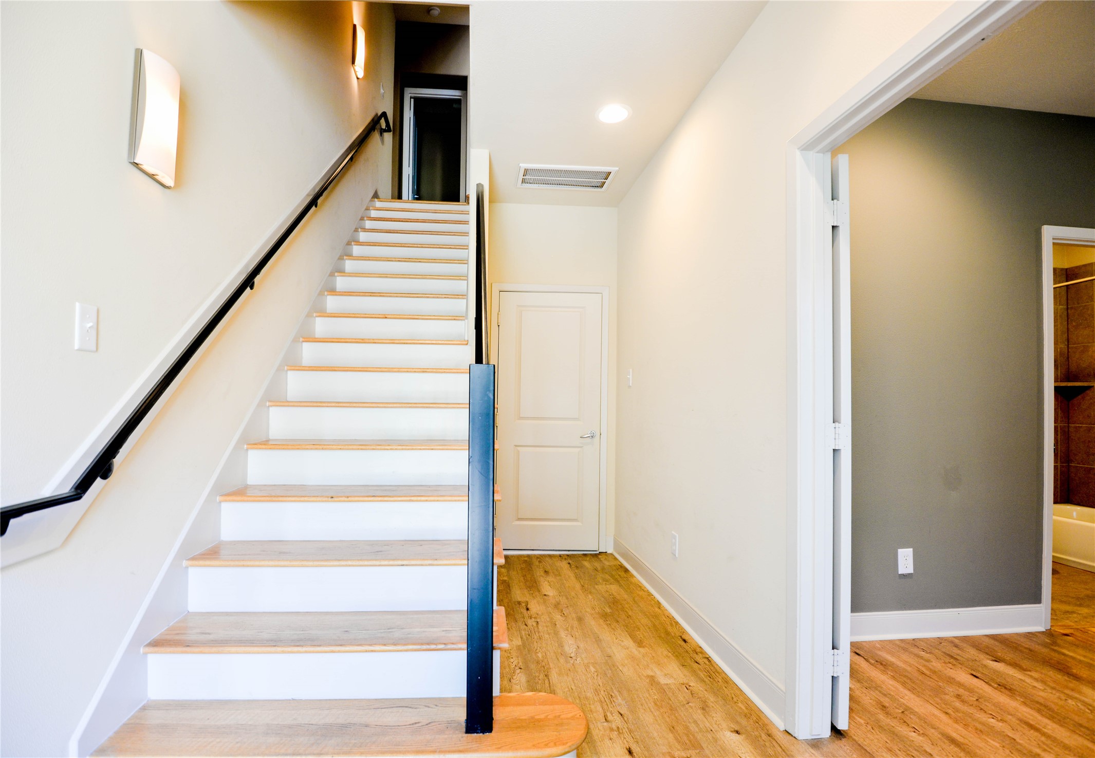 5231 Lillian Street, Houston, TX 77007