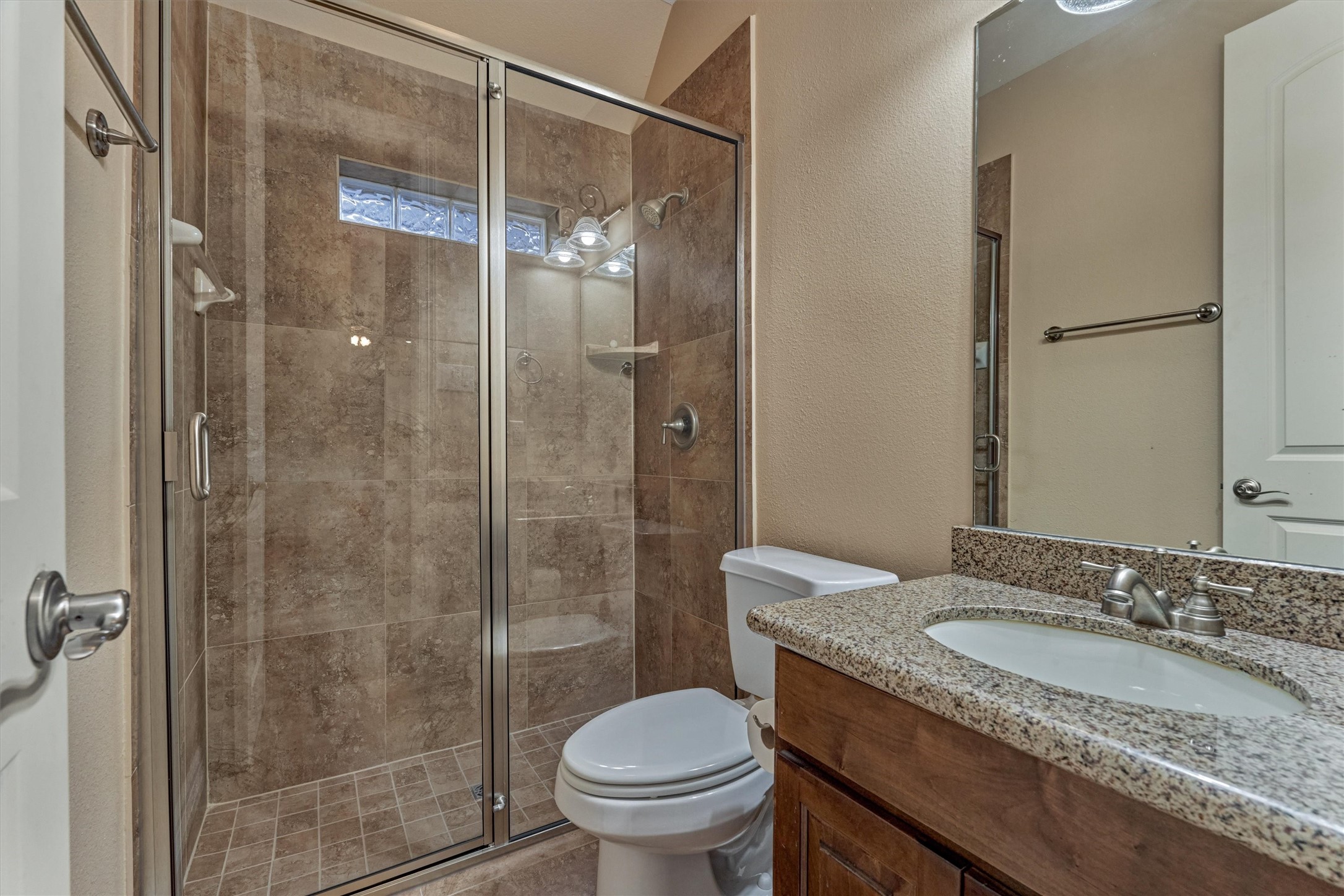 165 Silverwood Ranch Drive, Shenandoah, TX 77384