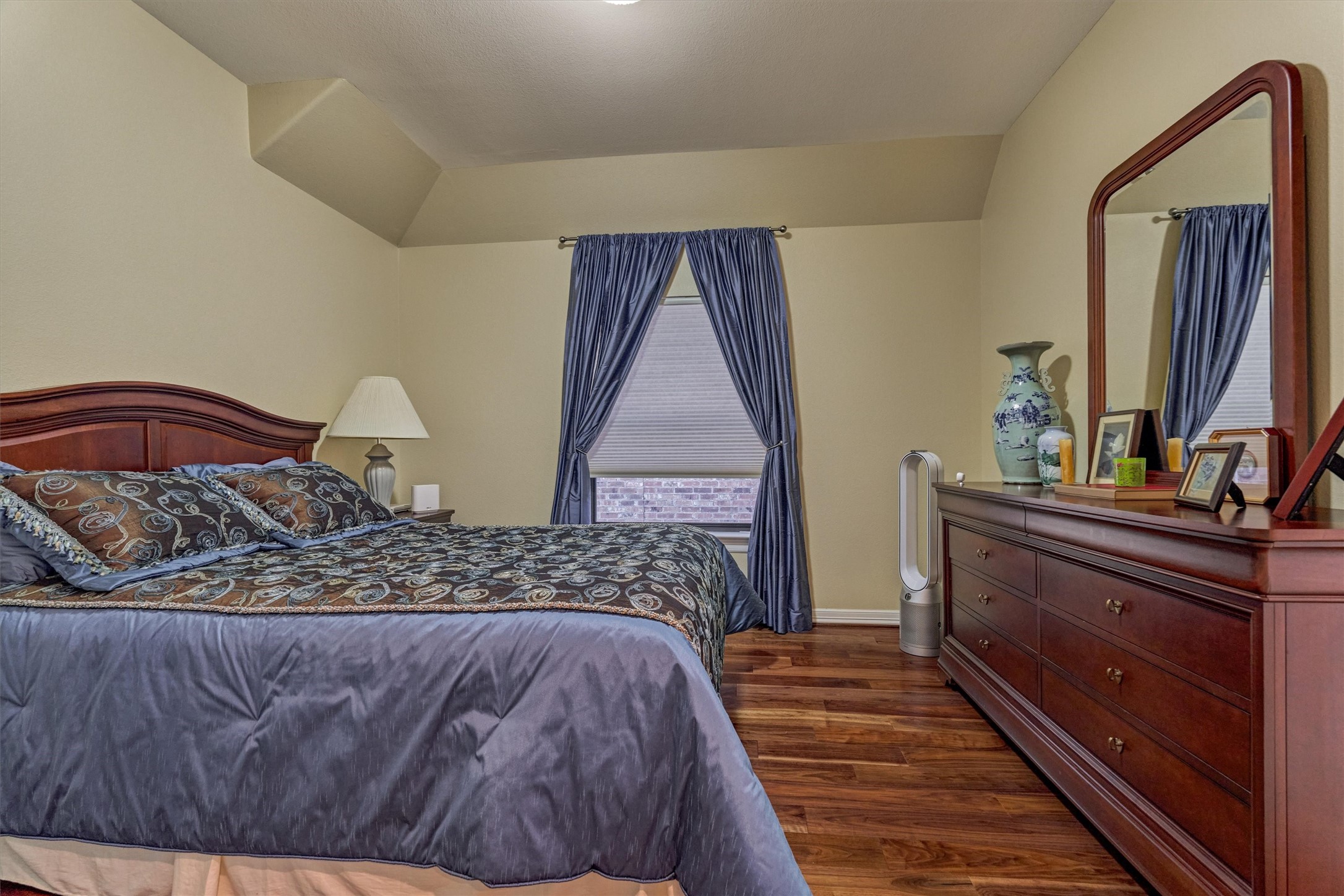 165 Silverwood Ranch Drive, Shenandoah, TX 77384