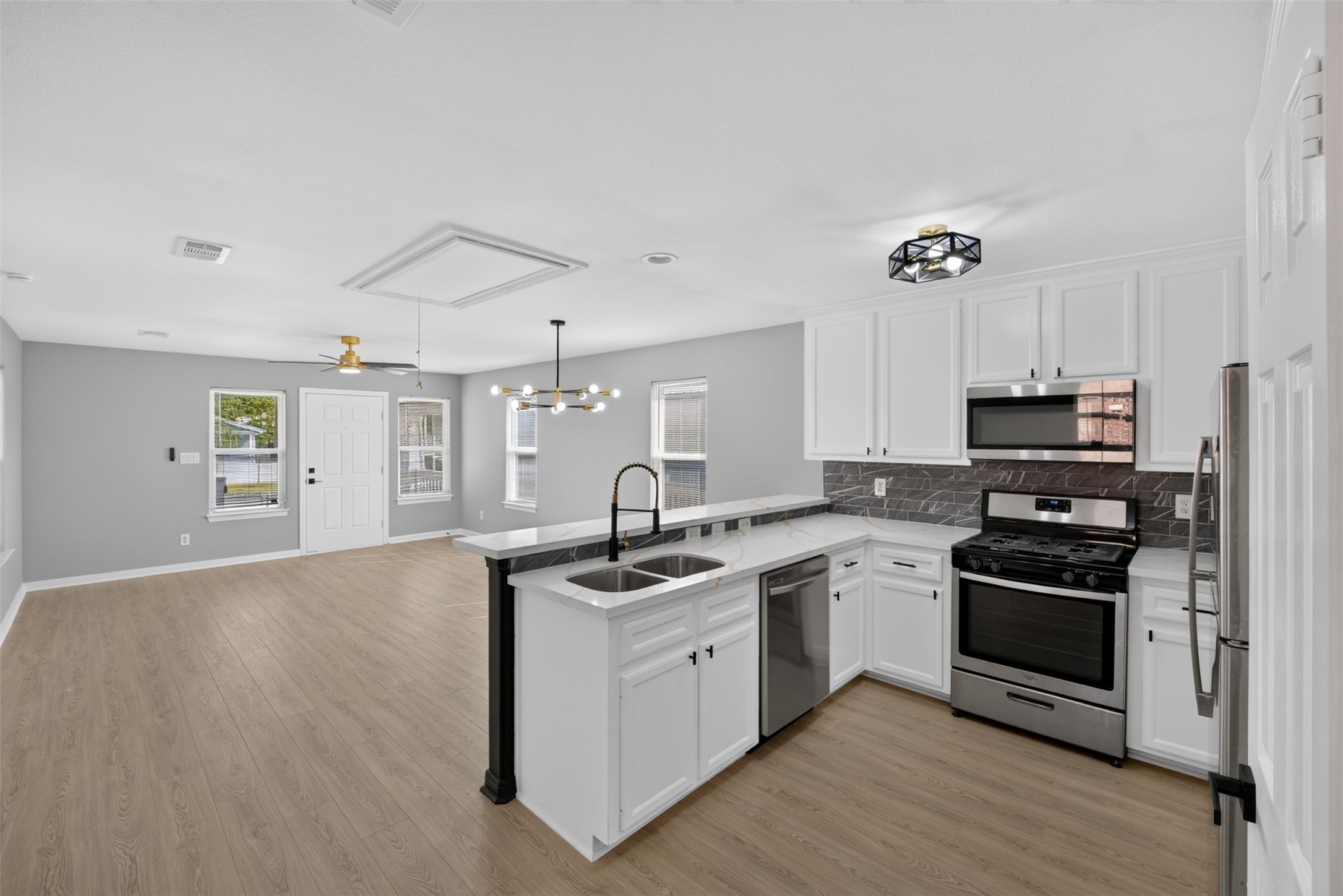 2917 Avenue M, Galveston, TX 77550