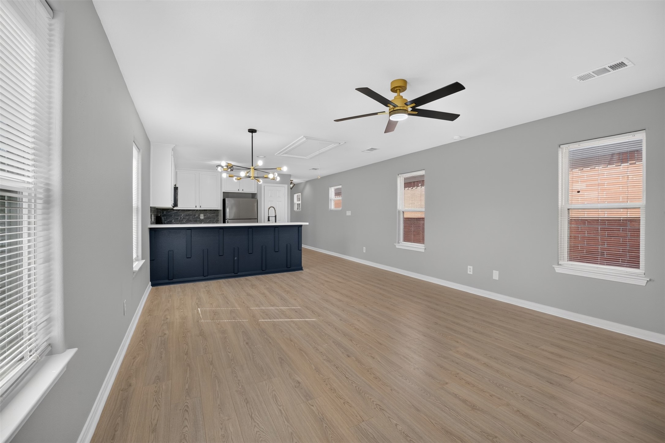 2917 Avenue M, Galveston, TX 77550 2917 Avenue M, Galveston, TX 77550