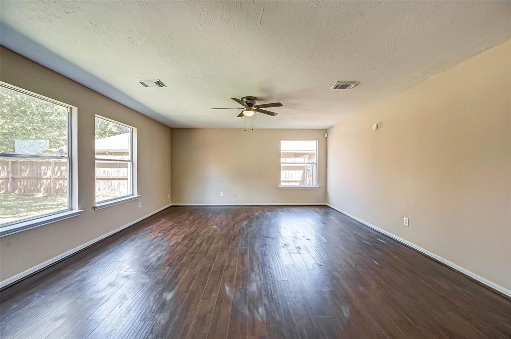 16510 Amy Ridge Road, Houston, TX 77053