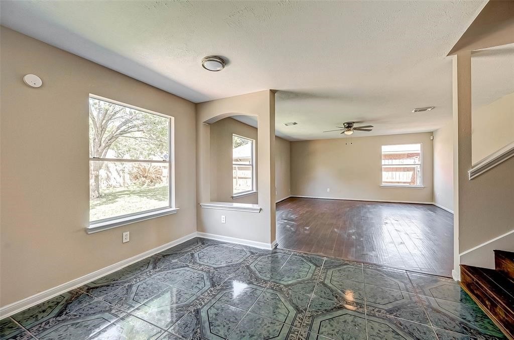 16510 Amy Ridge Road, Houston, TX 77053