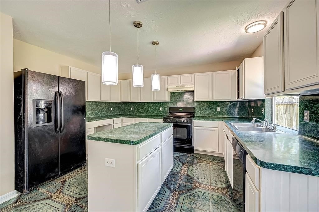 16510 Amy Ridge Road, Houston, TX 77053