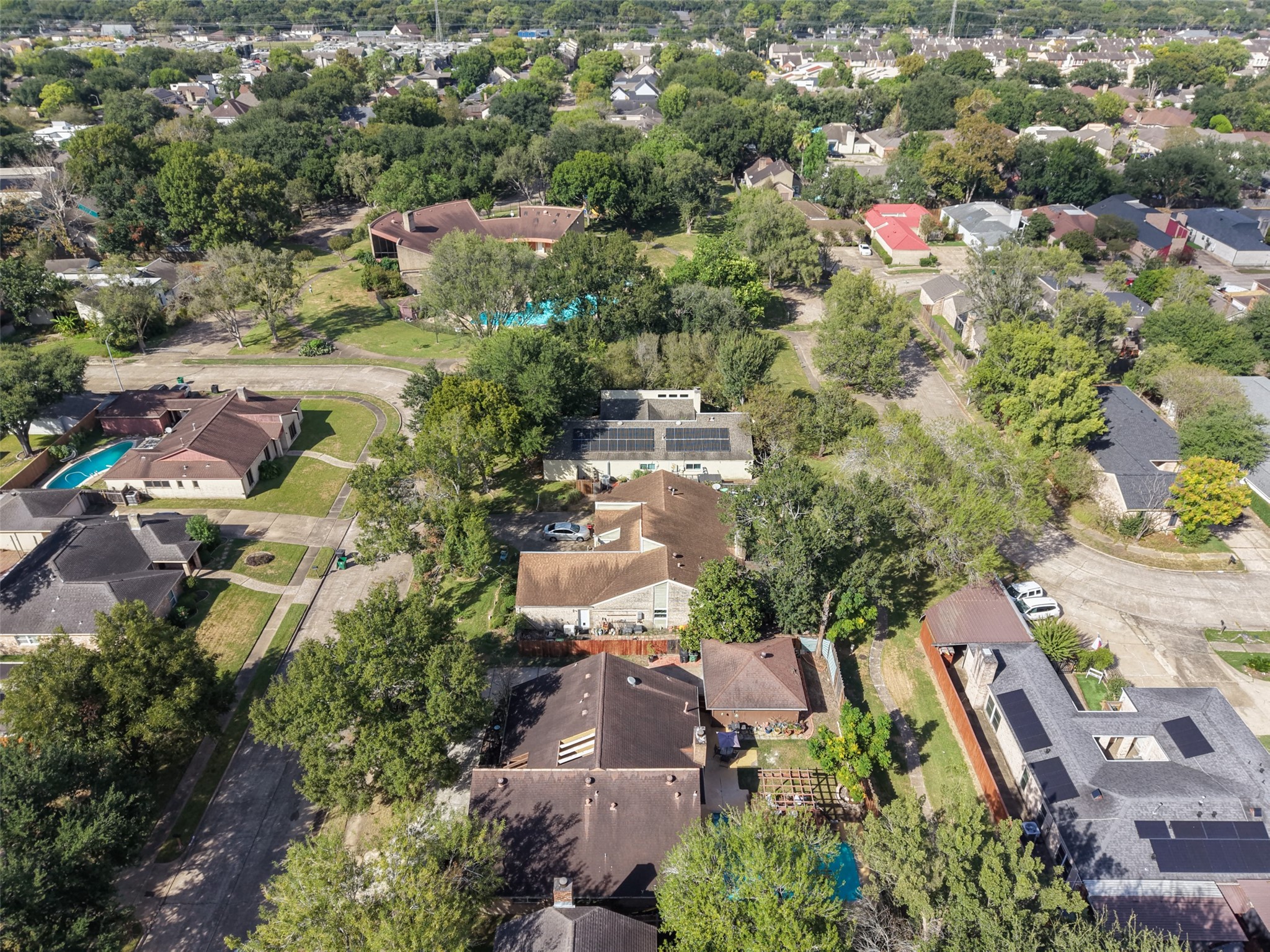 10831 Valley Hills Drive, Houston, TX 77071