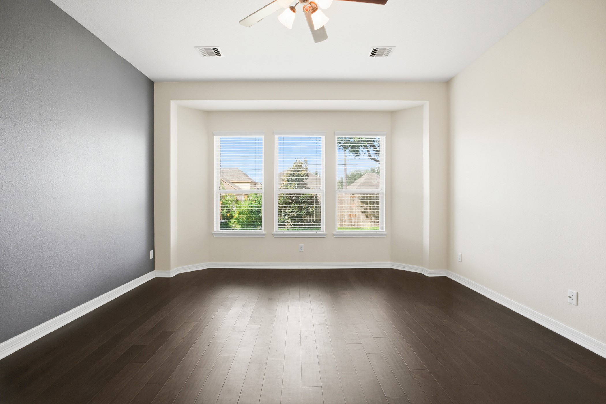Extended primary suite