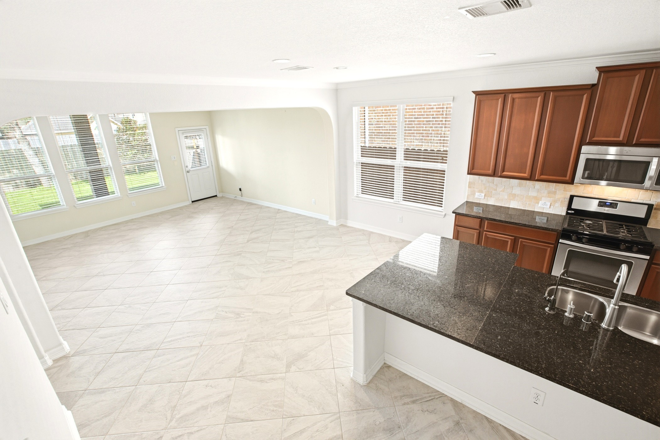 9975 Spring Rock Lane, Brookshire, TX 77423