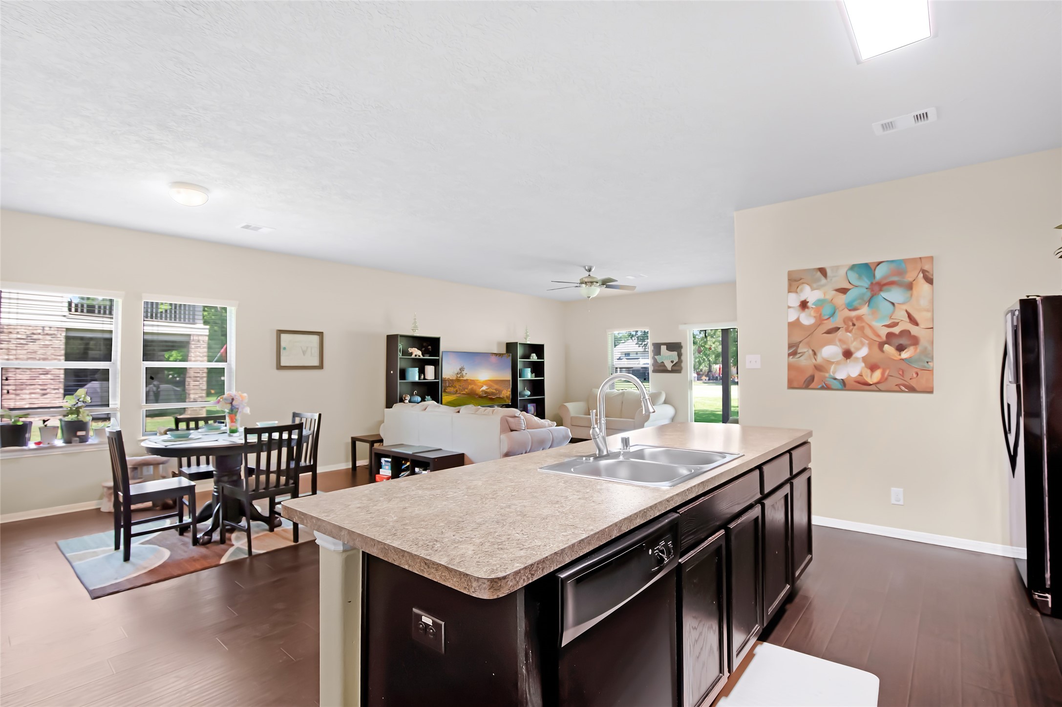 Large Island and Open Concept