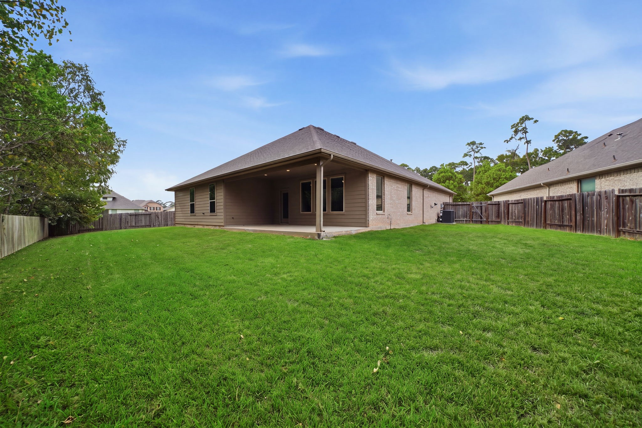 Spacious backyard, no back neighbors