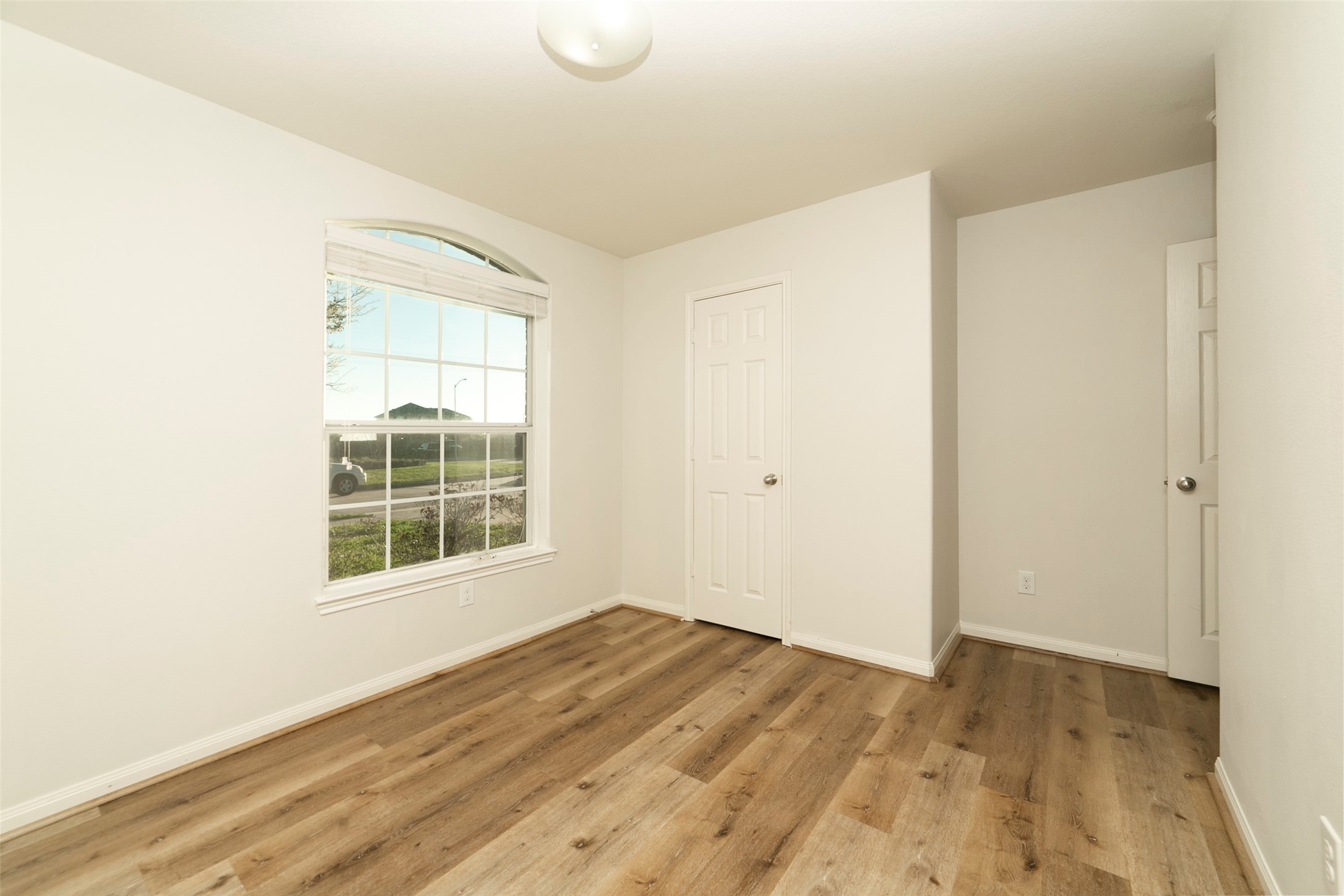 6962 Chessgate Falls Lane, Richmond, TX 77469