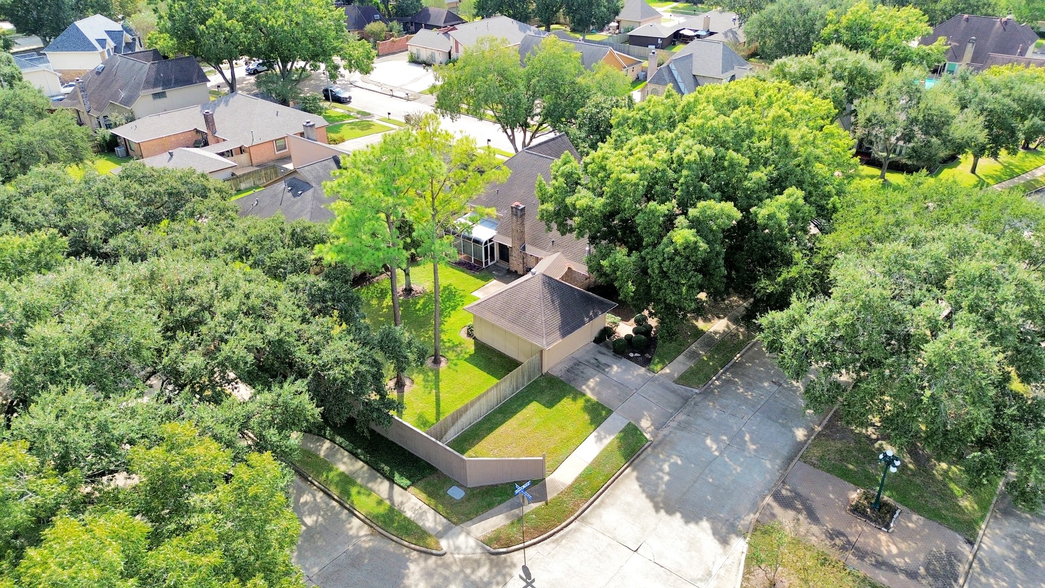 820 Wood Bridge Circle, Sugar Land, TX 77498