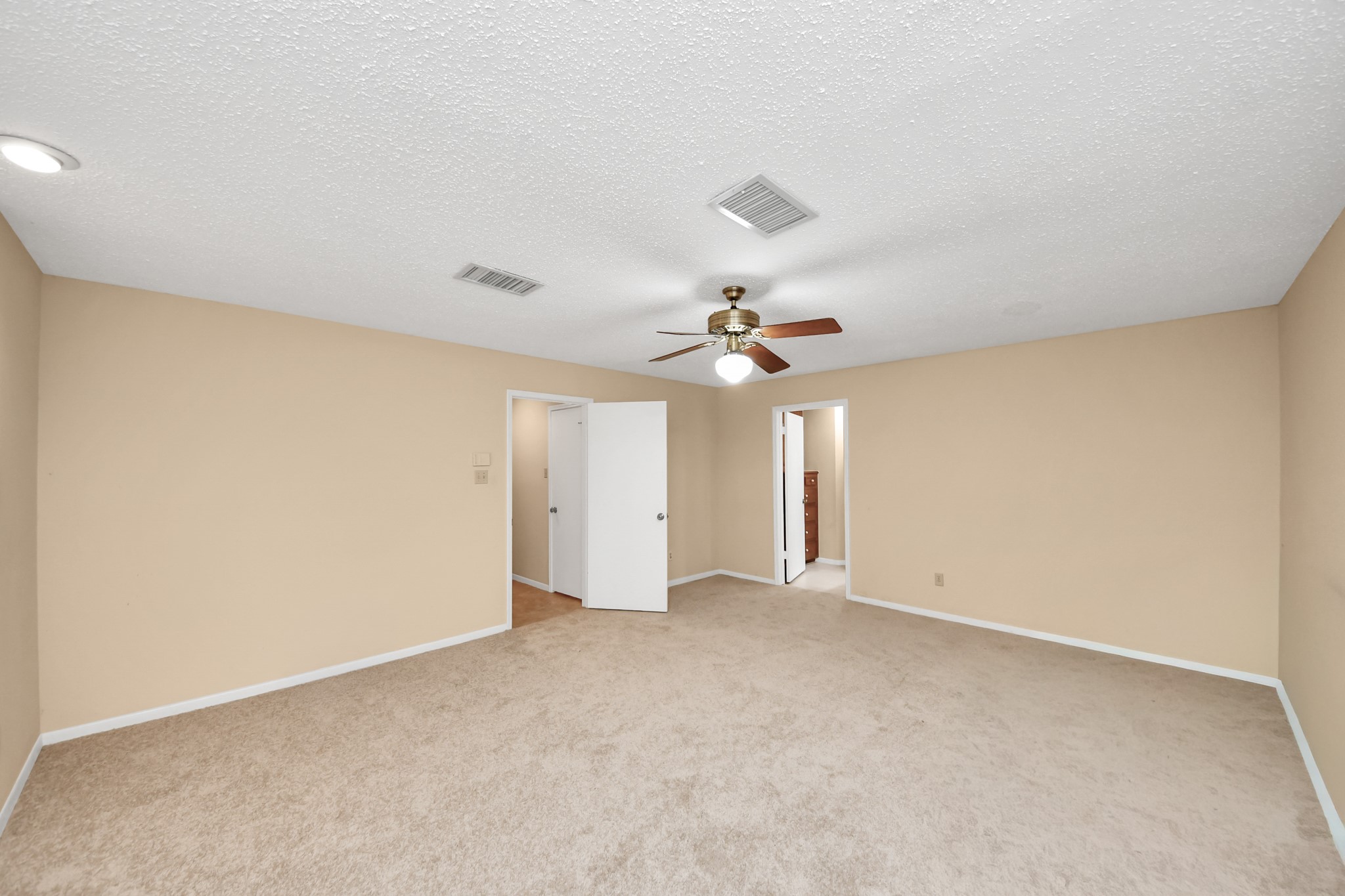 820 Wood Bridge Circle, Sugar Land, TX 77498