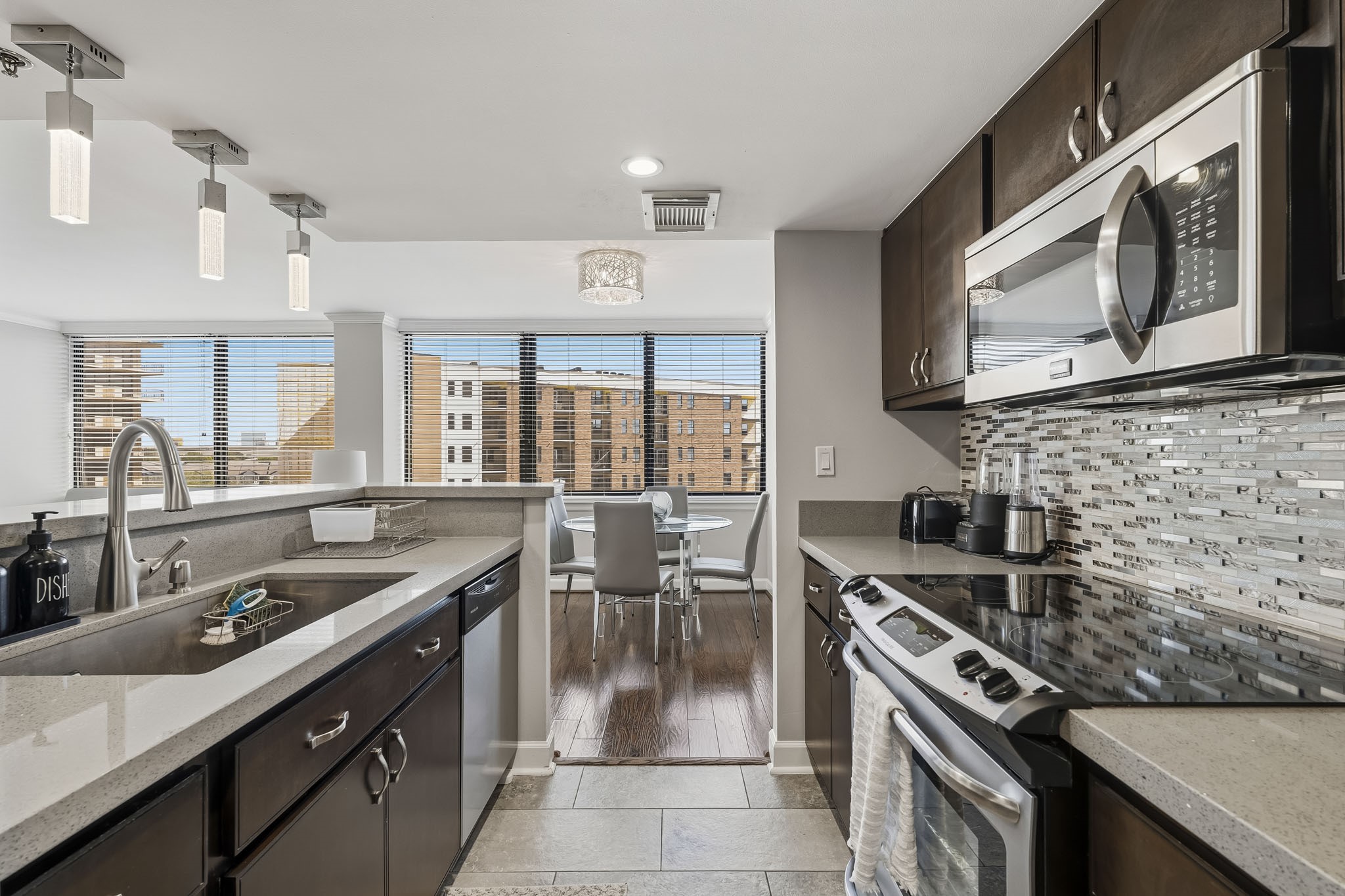3525 Sage Road, #709, Houston, TX 77056 3525 Sage Road, #709, Houston, TX 77056