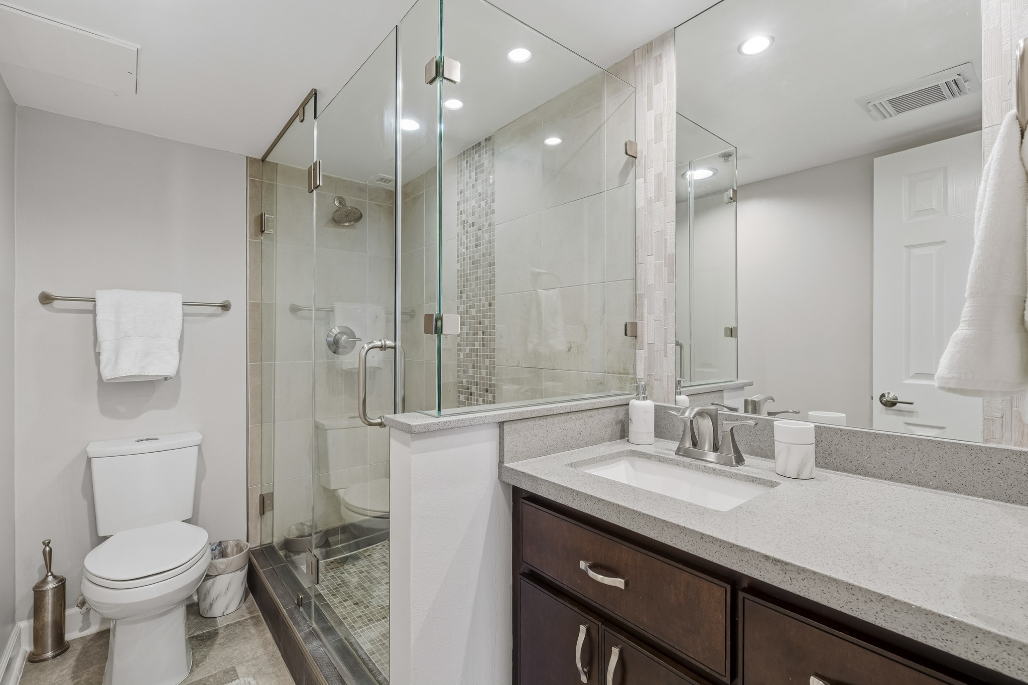 3525 Sage Road, #709, Houston, TX 77056