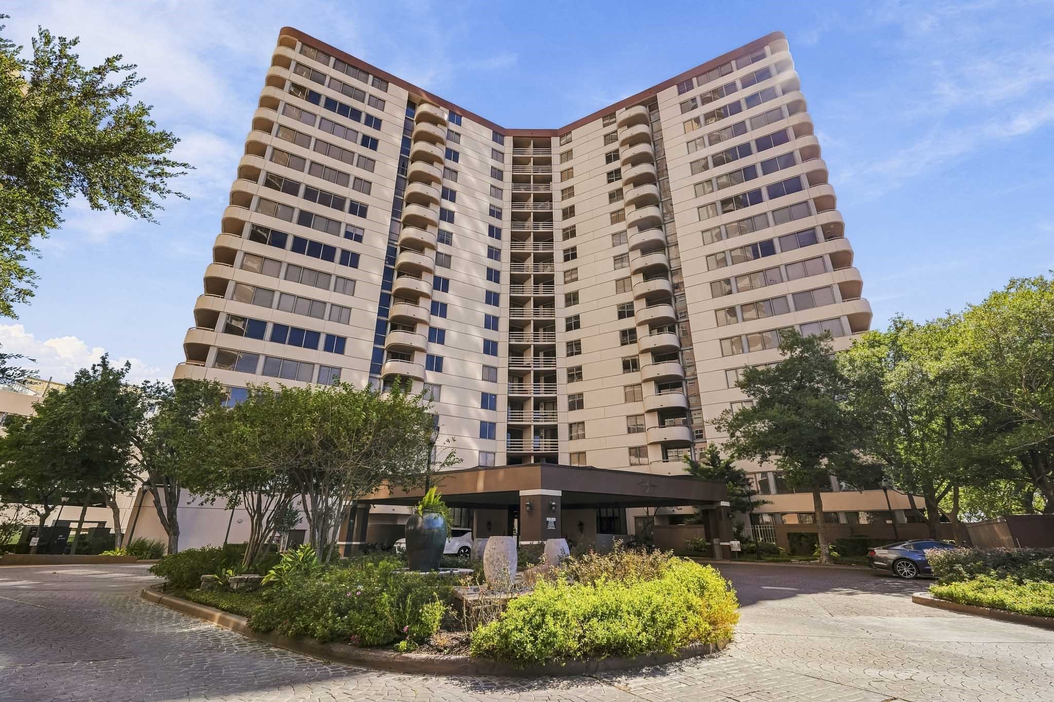 3525 Sage Road, #709, Houston, TX 77056