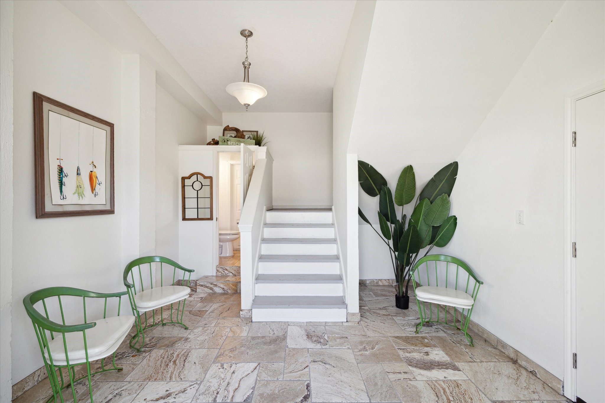 210 Easterly, Tiki Island, TX 77554