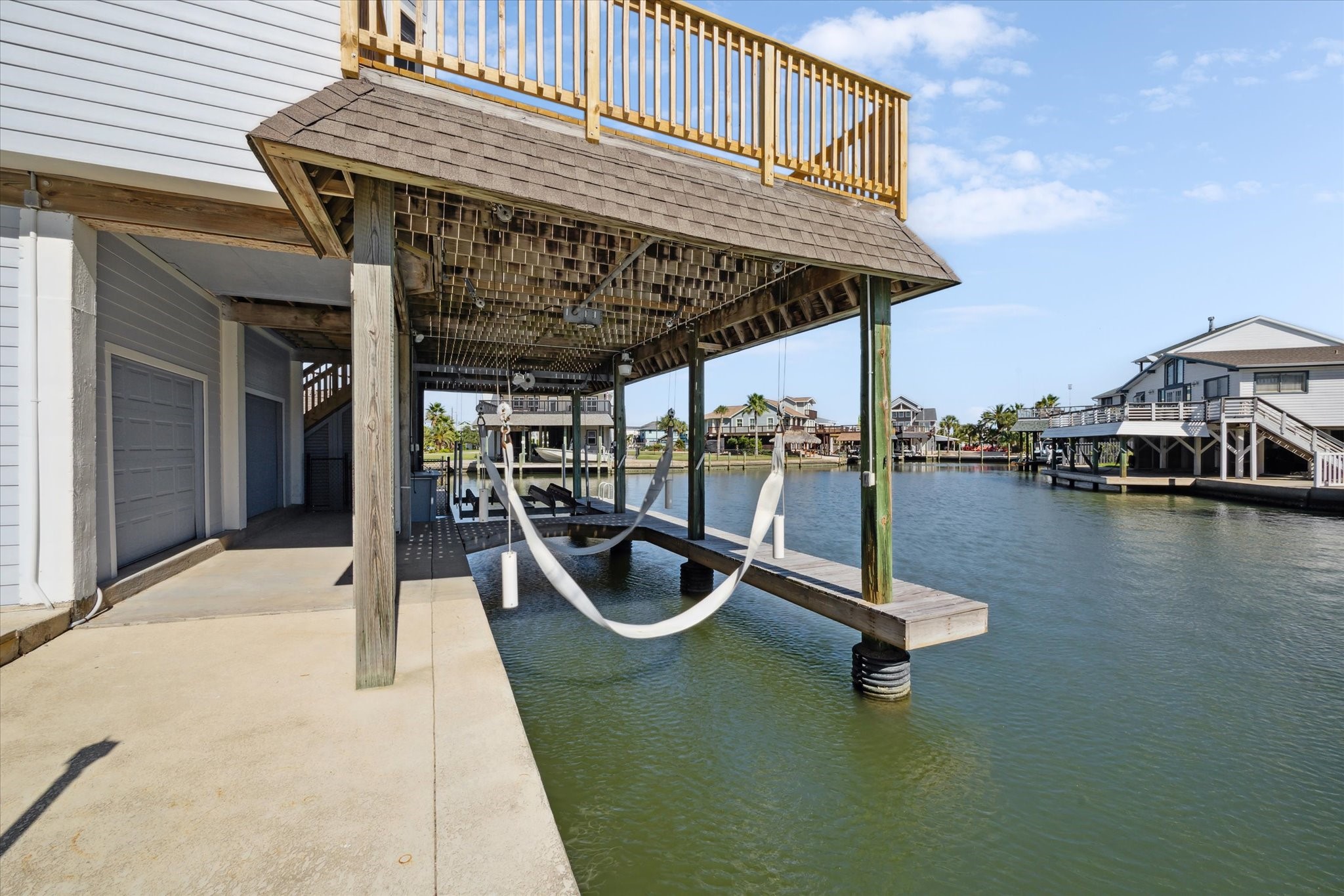 210 Easterly, Tiki Island, TX 77554