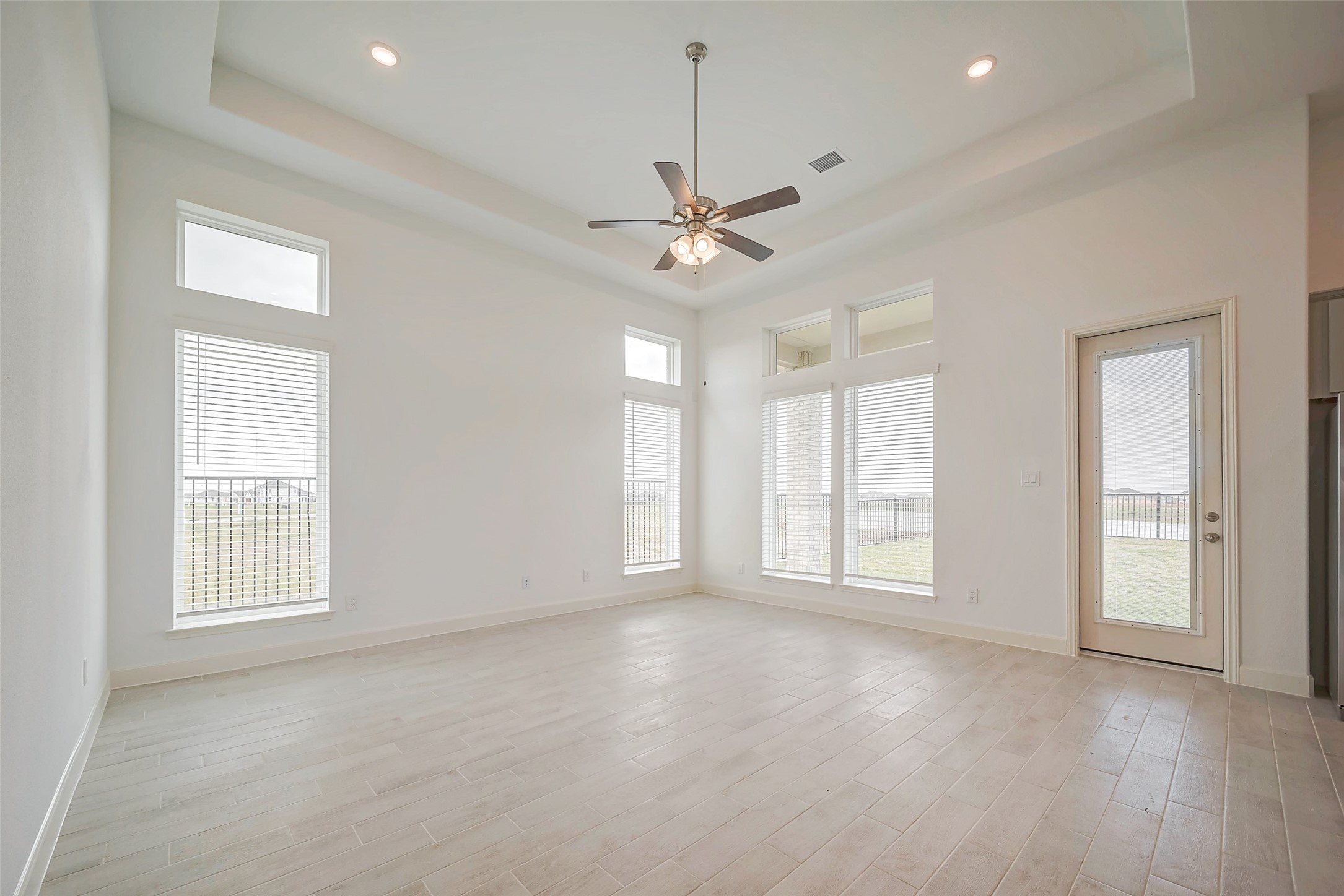 3007 Golden Isle Drive, Texas City, TX 77568