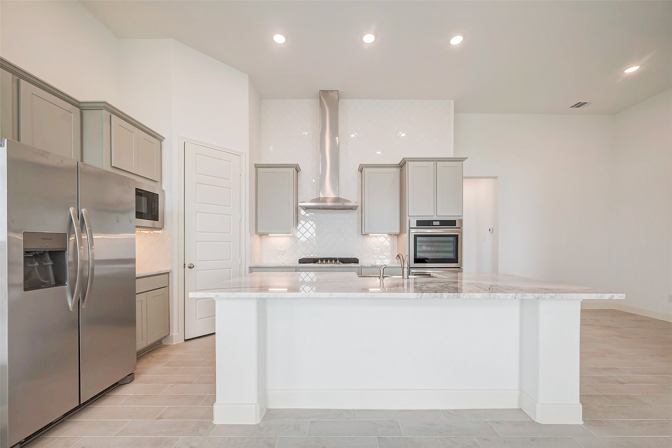 3007 Golden Isle Drive, Texas City, TX 77568