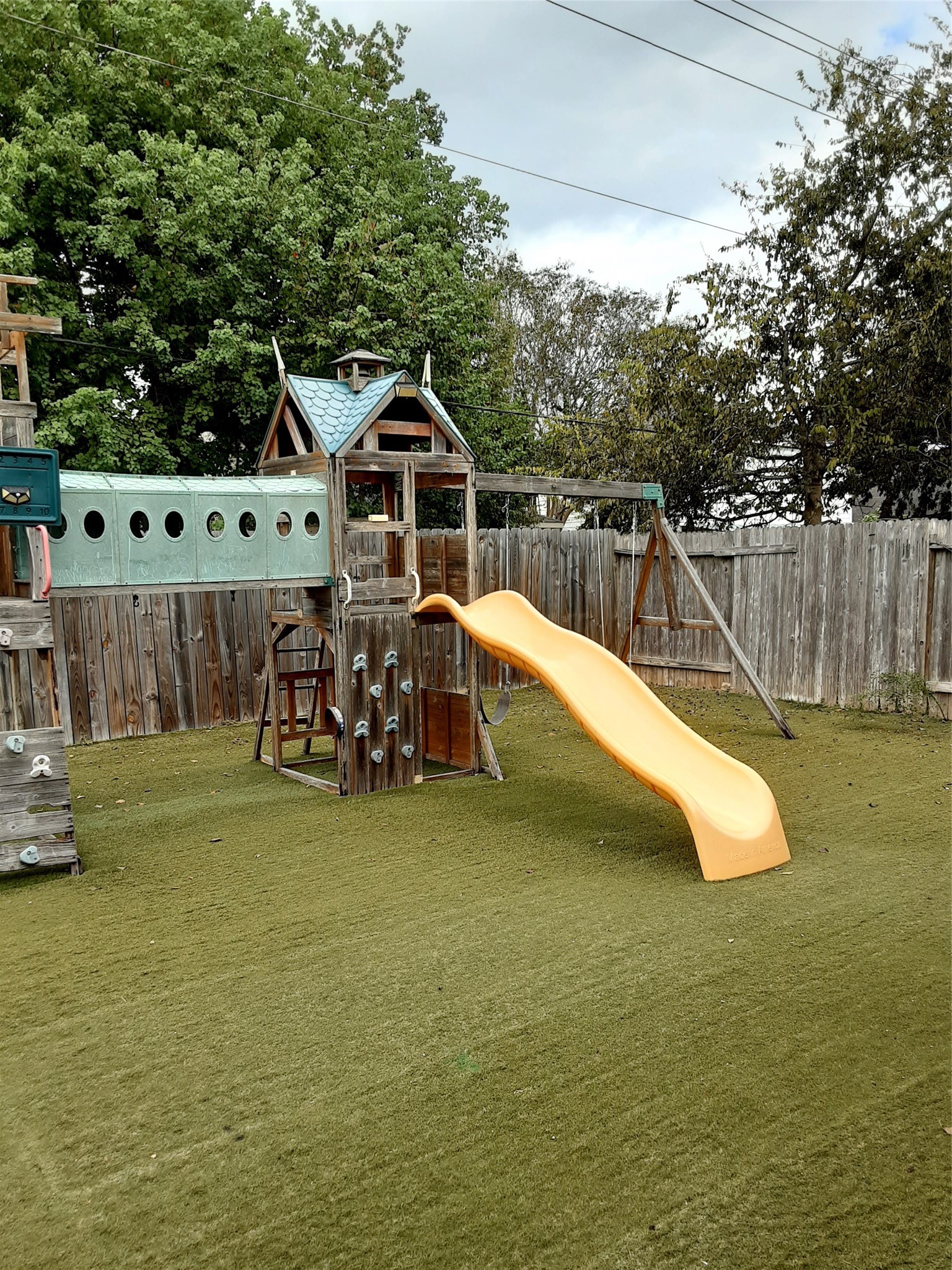 5502 Post Oak Manor Drive, Houston, TX 77085