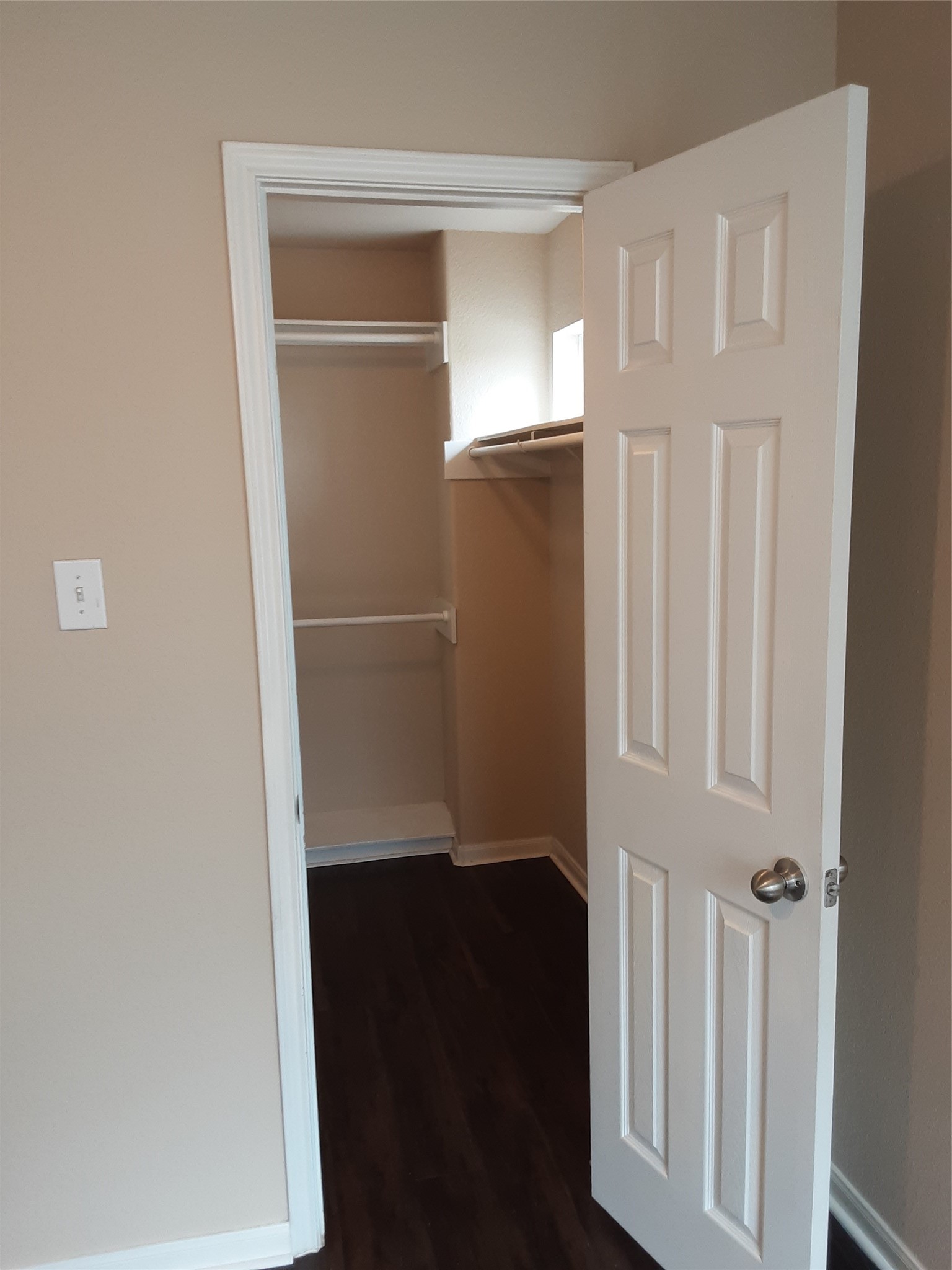 Walking Closet