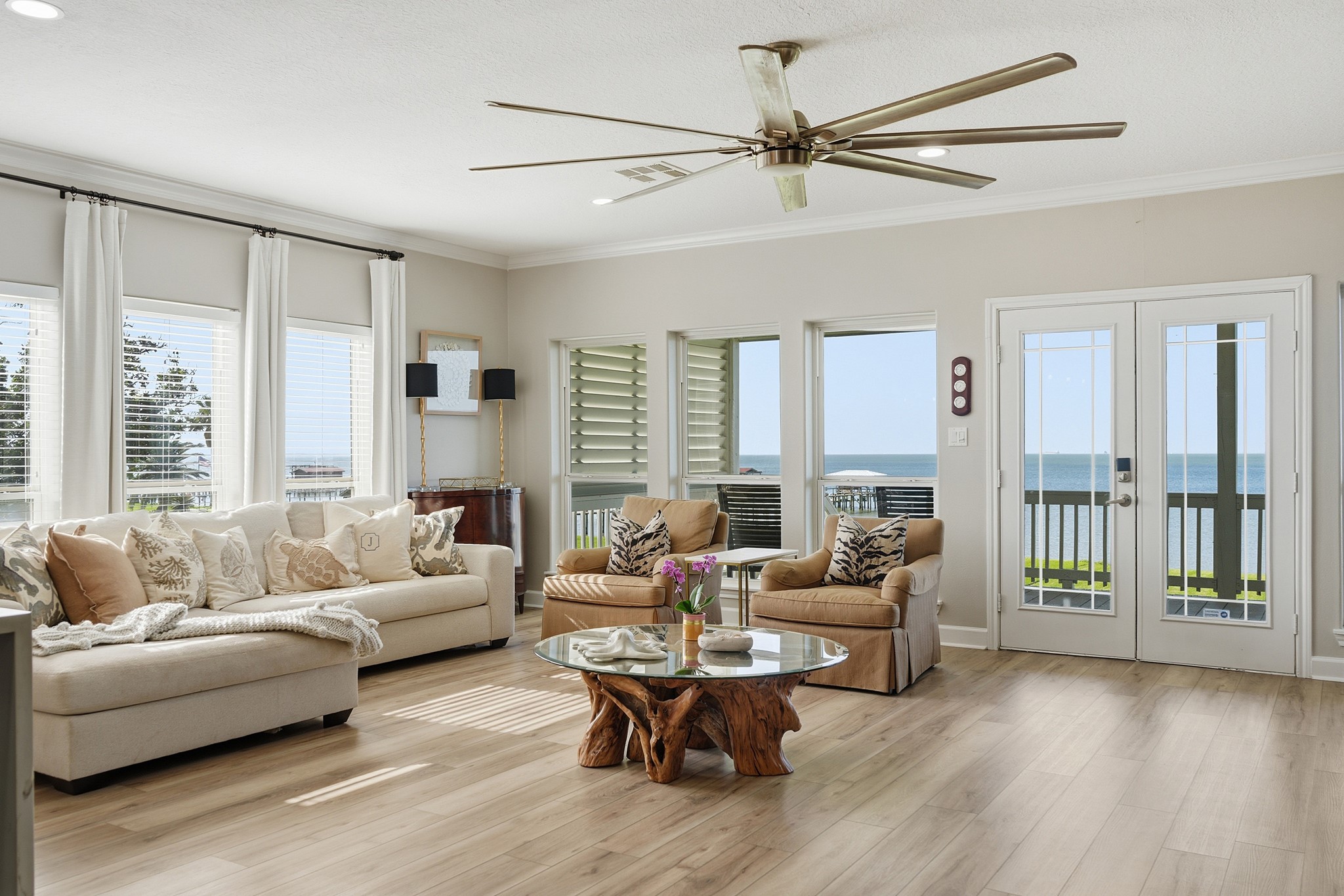 Relax and watch the waves from your elegant living room.