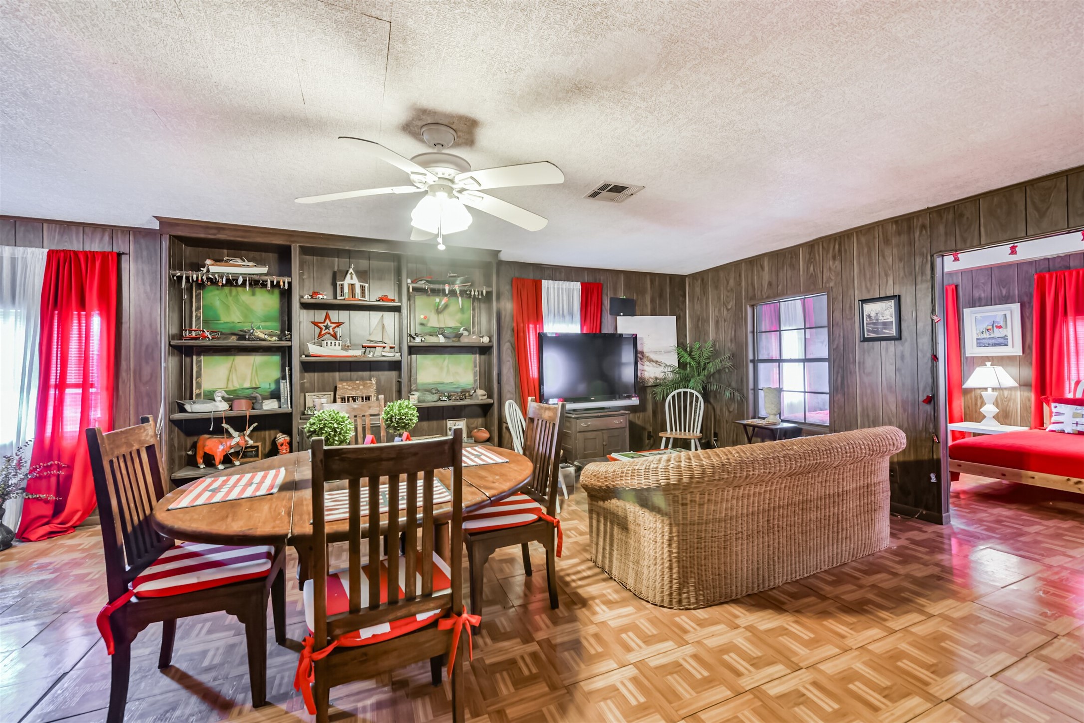 Garage apartment living room and dinning space