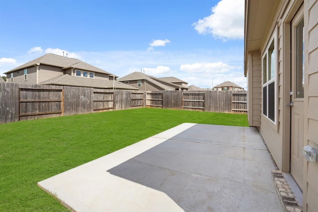 32910 Ruthie Dean Drive, Brookshire, TX 77423