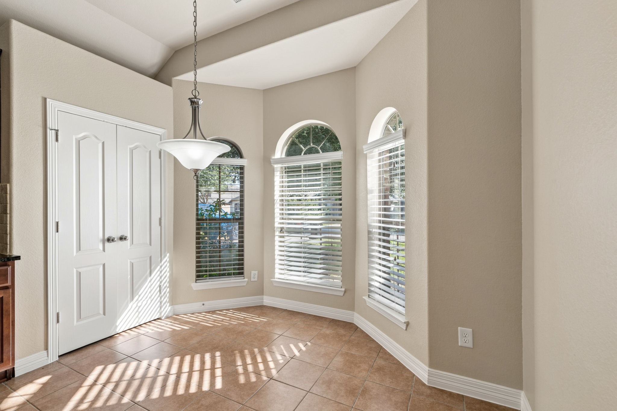 7302 Durango Creek Drive, Magnolia, TX 77354