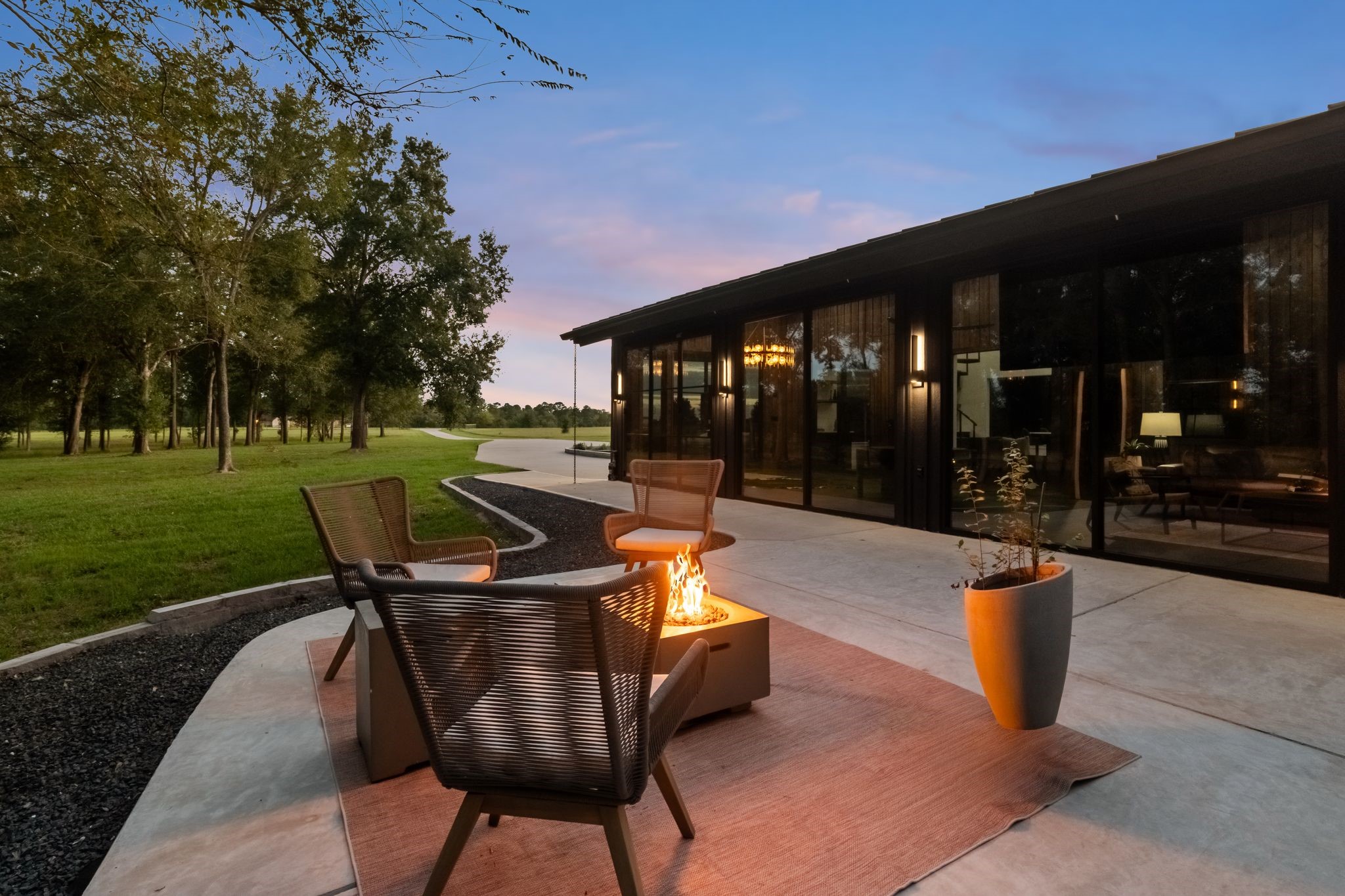 24748 Ranching Way, Montgomery, TX 77356
