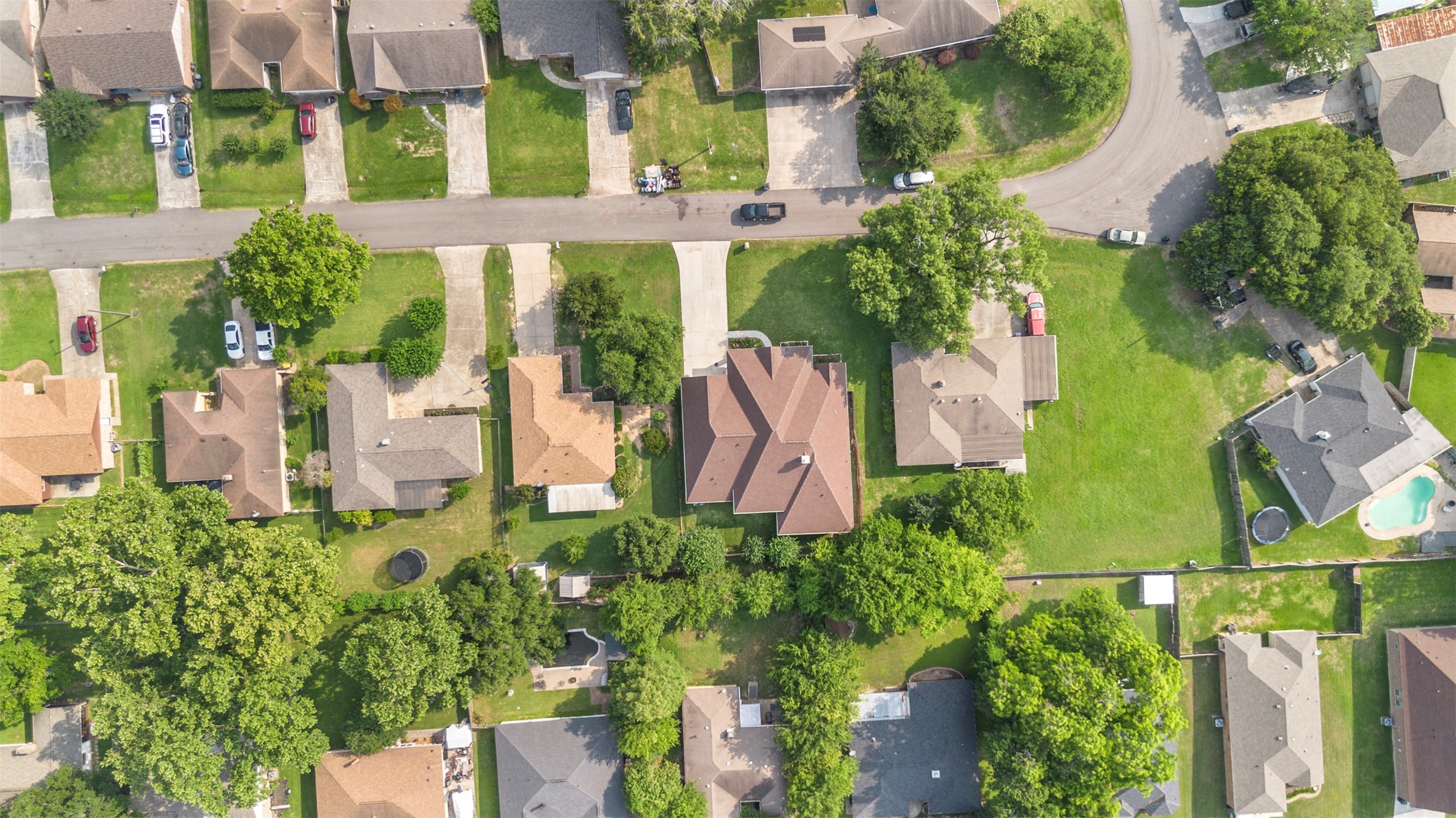 13336 Lake Breeze Lane, Willis, TX 77318