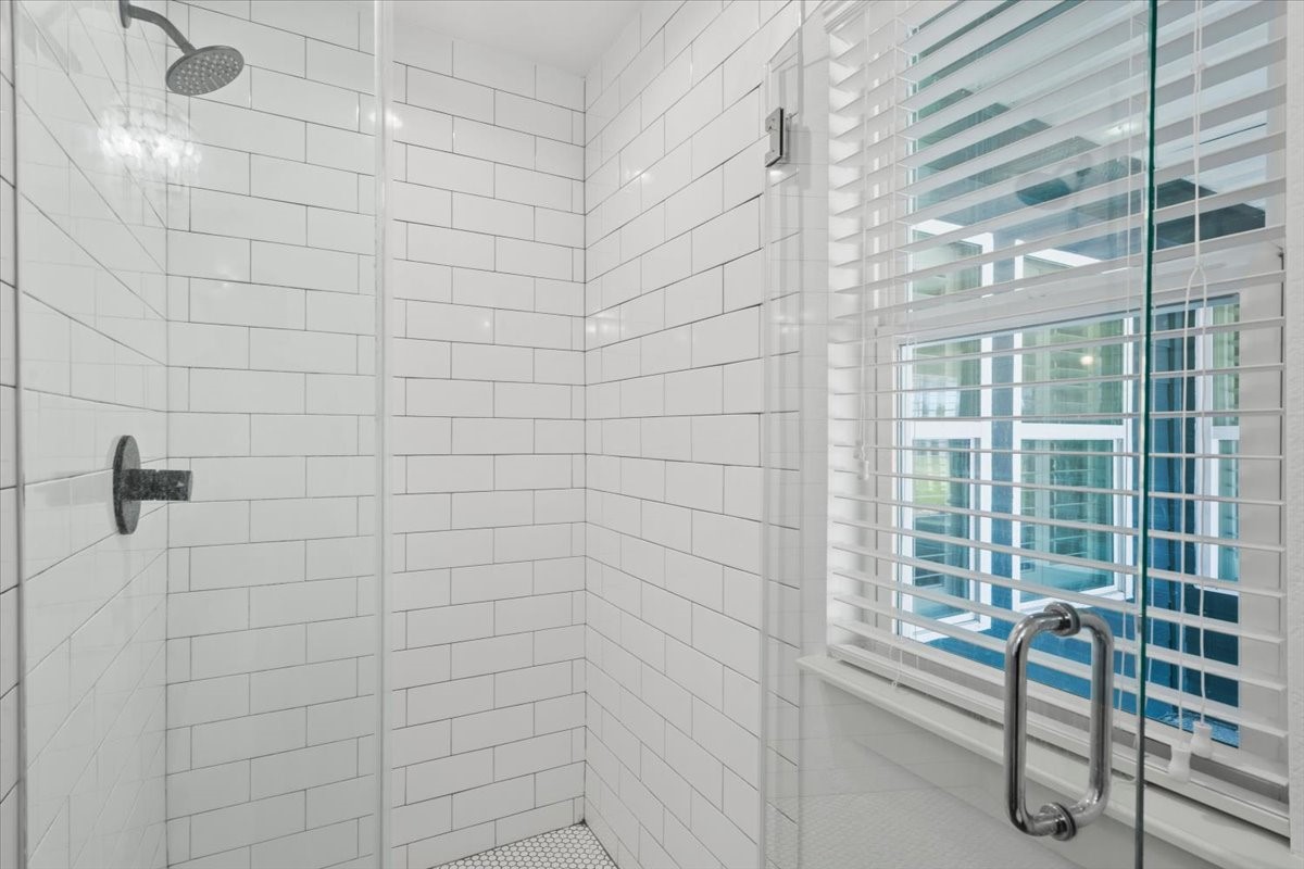 Primary shower