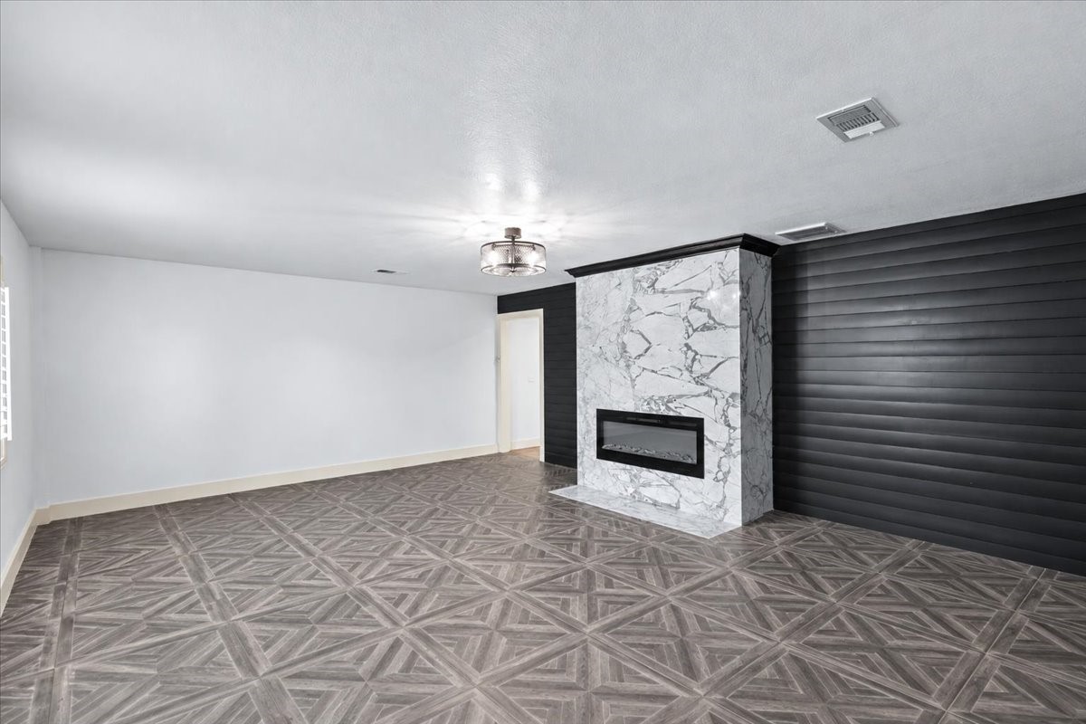Electric Fireplace