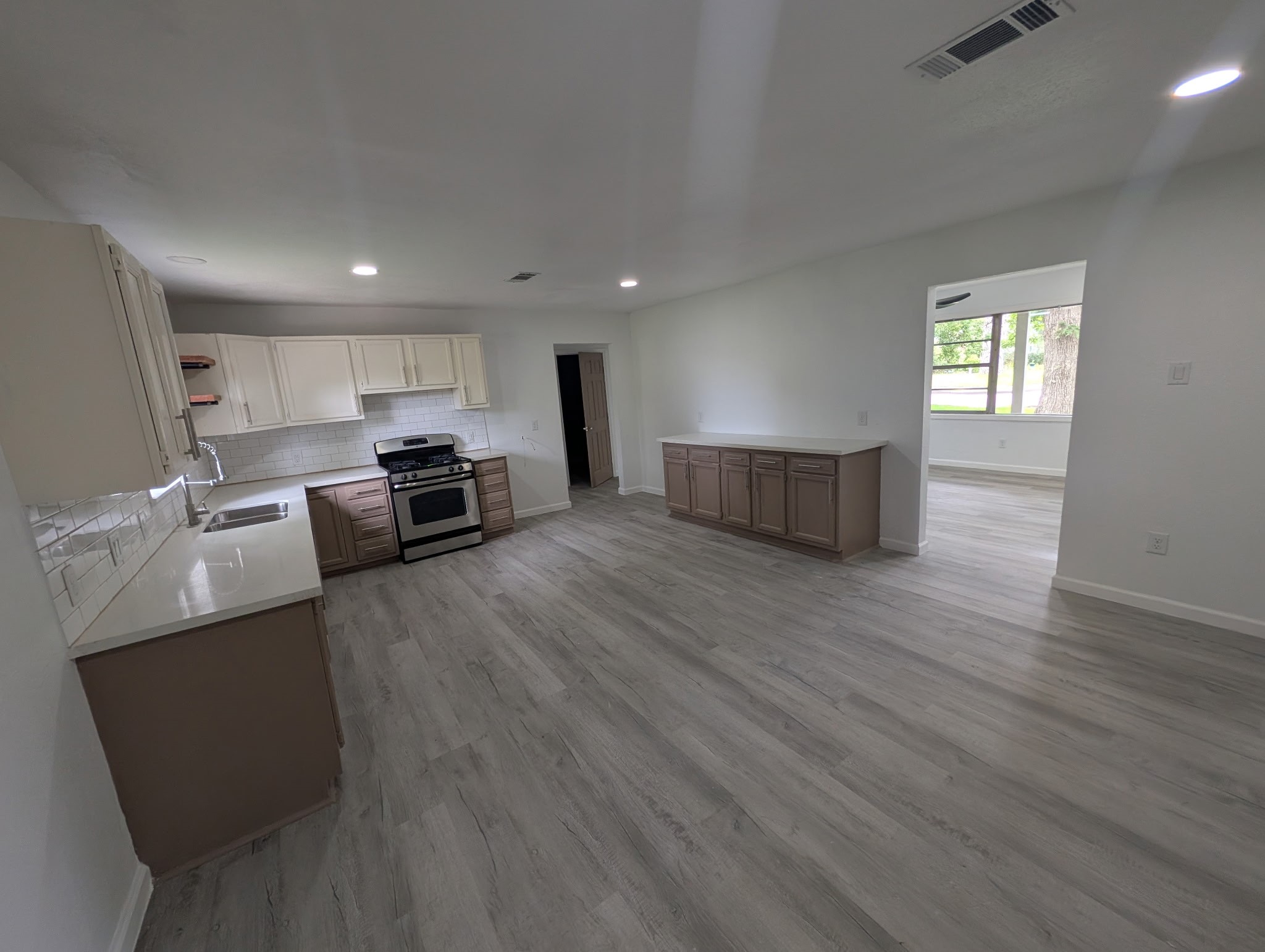 306 Allendale Road, Pasadena, TX 77502