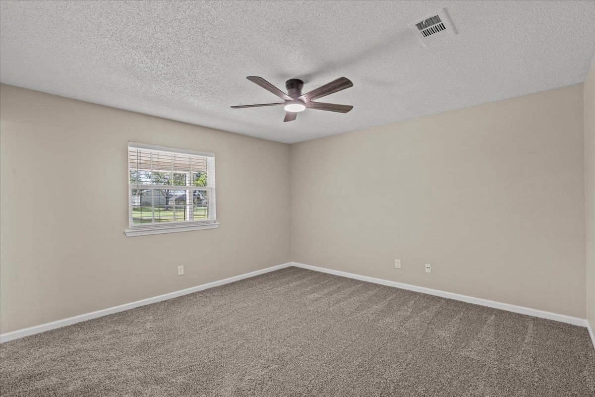 3405 Meadowlark Lane, Alvin, TX 77511