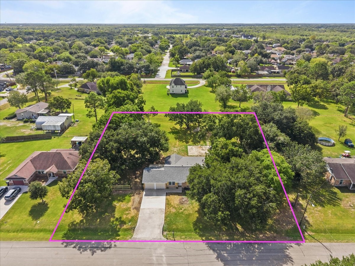 3405 Meadowlark Lane, Alvin, TX 77511