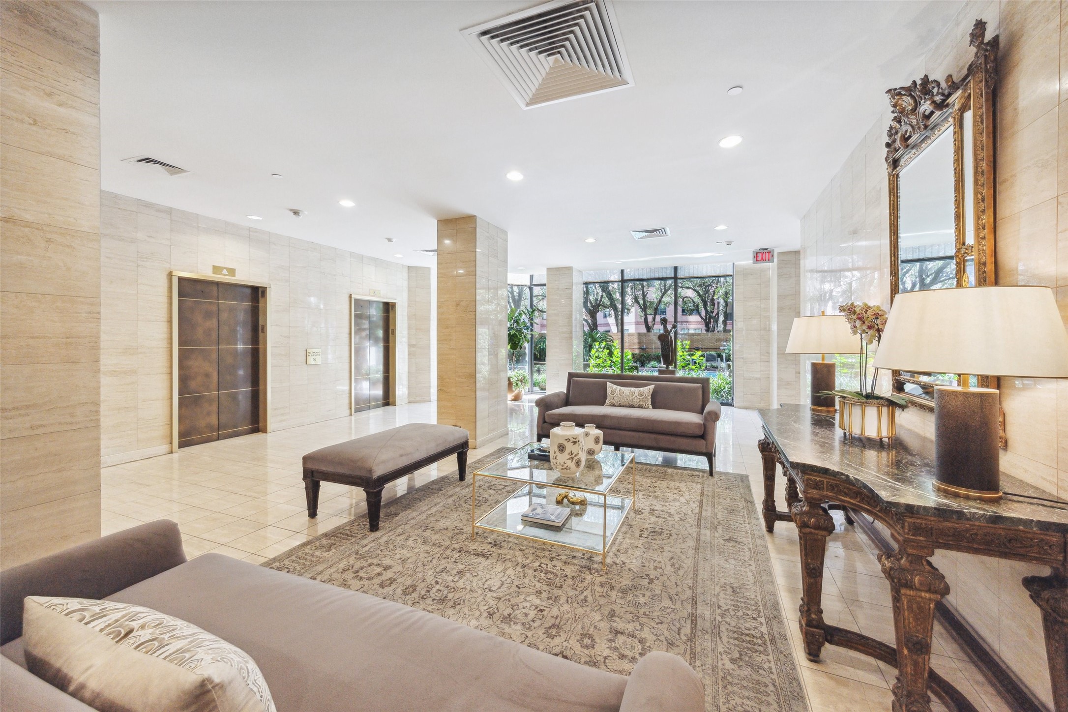 15 Greenway Plaza, #26K, Houston, TX 77046