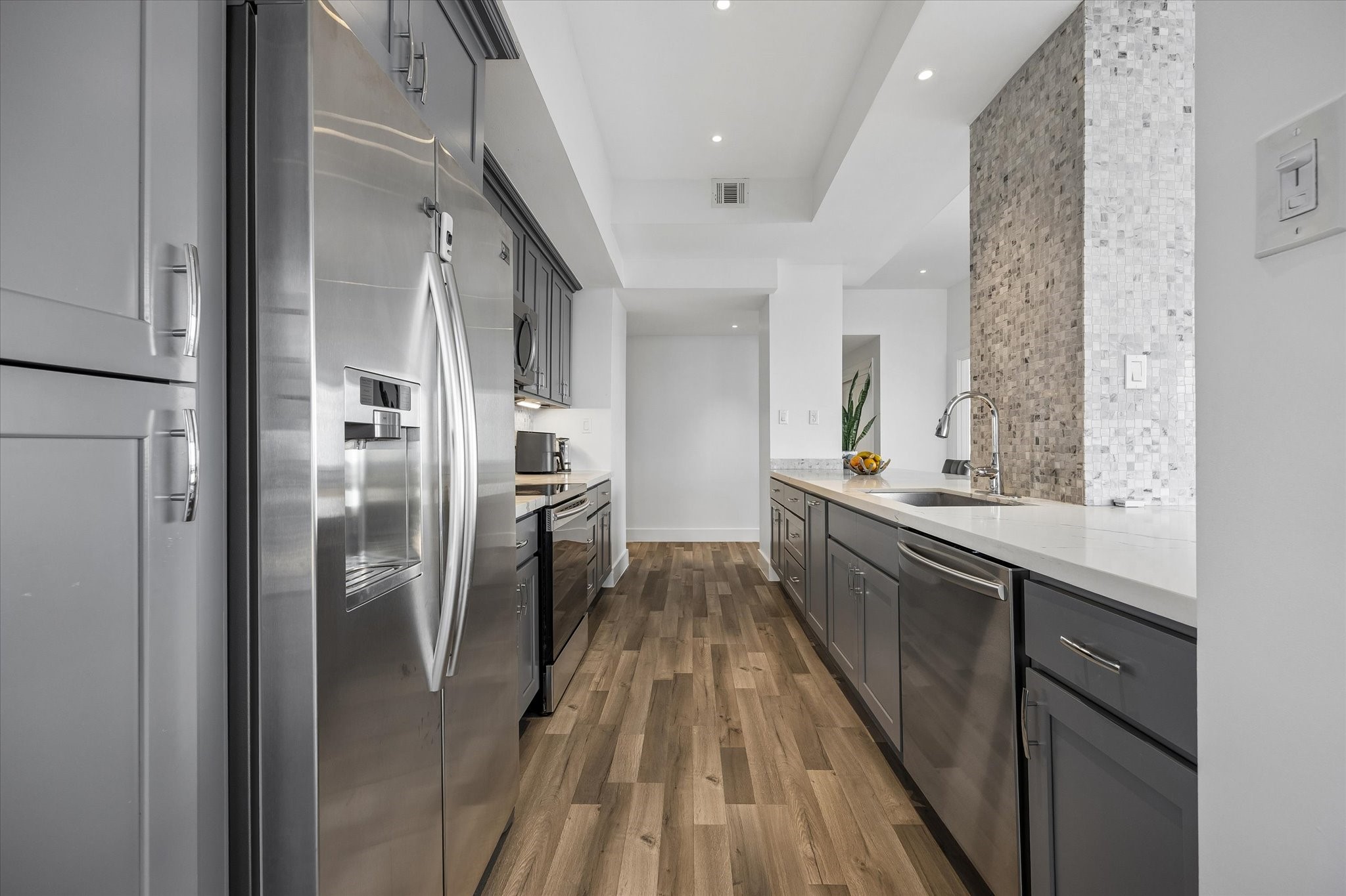 15 Greenway Plaza, #26K, Houston, TX 77046 15 Greenway Plaza, #26K, Houston, TX 77046