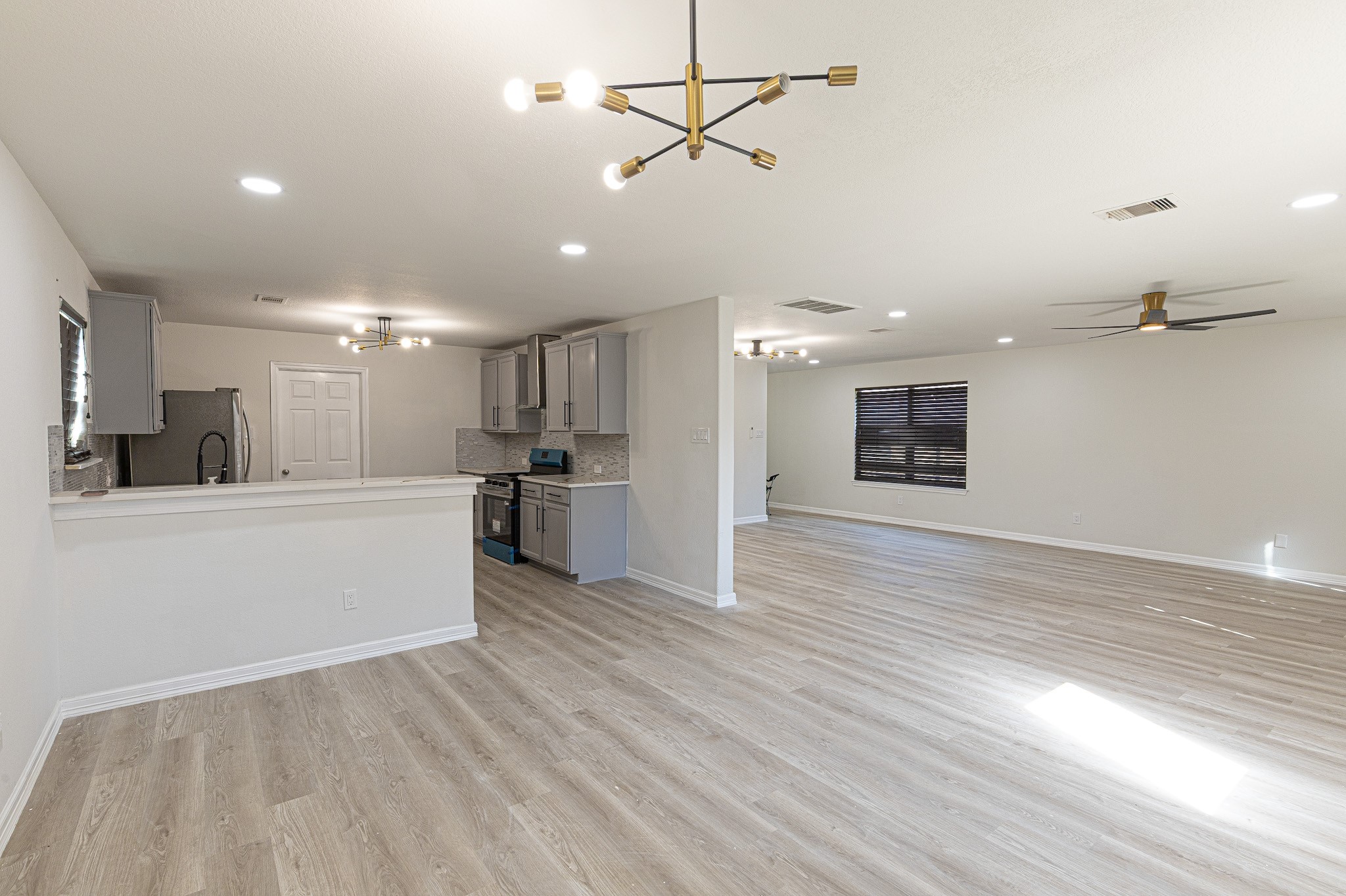 2719 Star Peak Drive, Houston, TX 77088