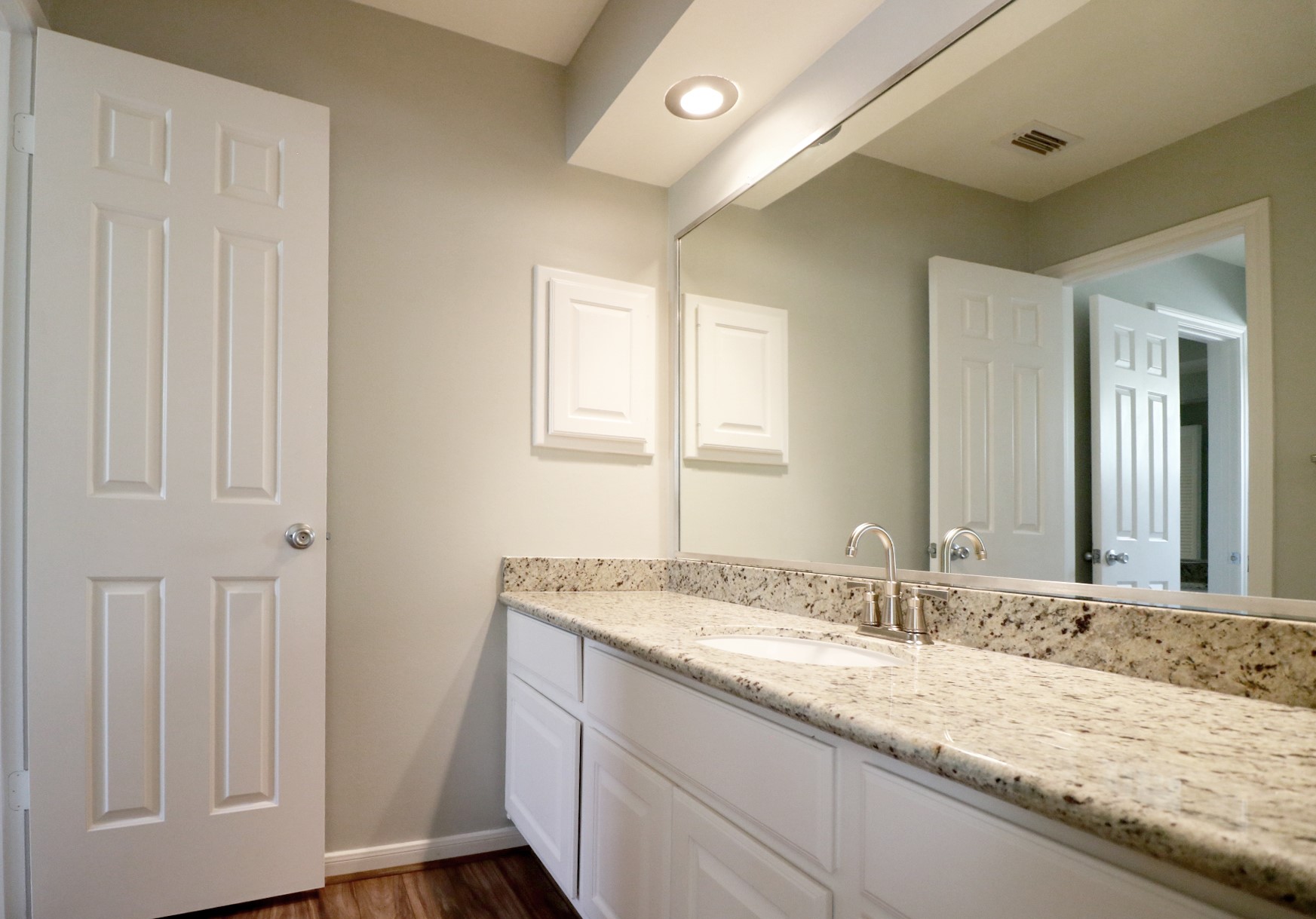Second full bathroom on 2nd floor