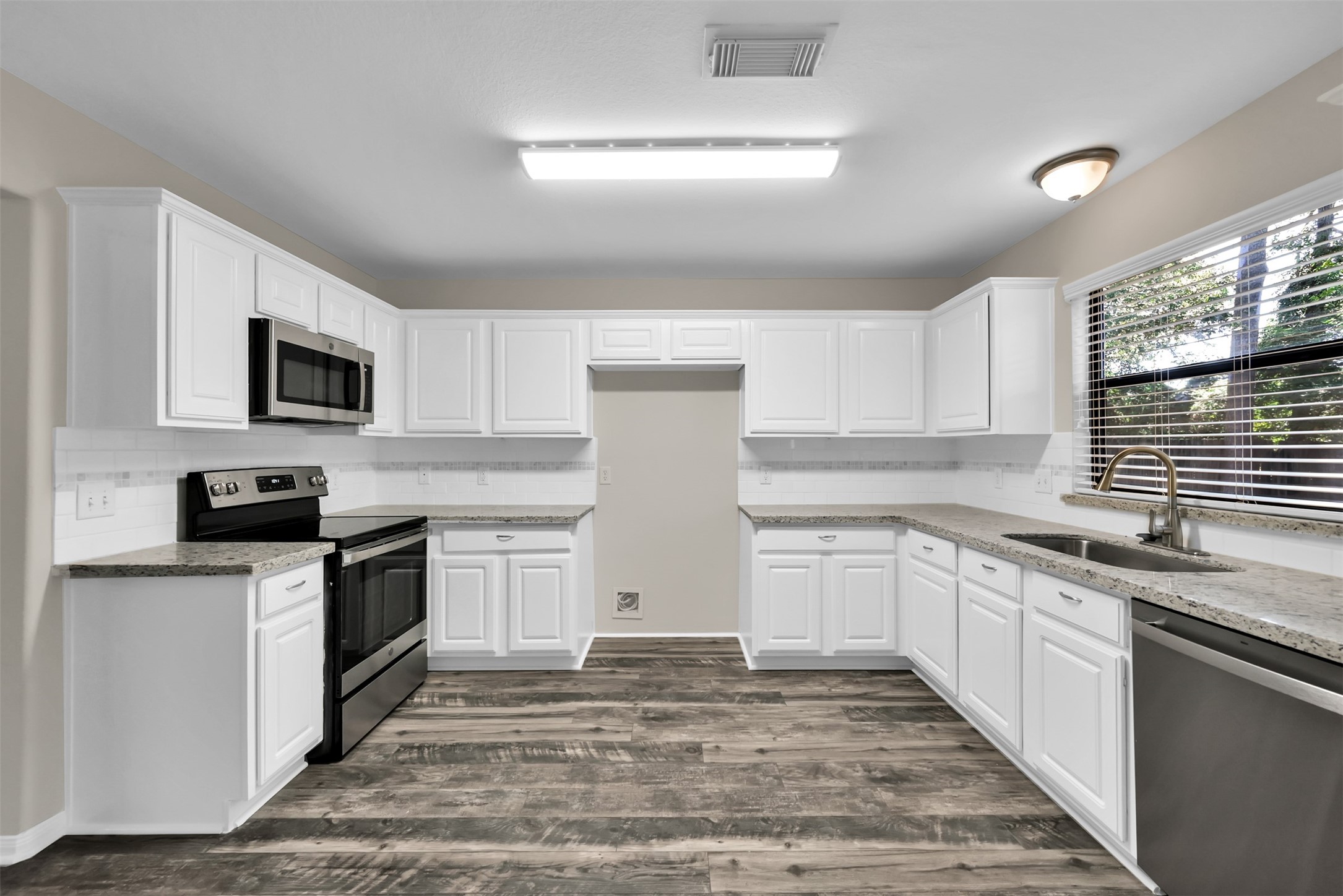 9020 Zapata Way, Willis, TX 77378