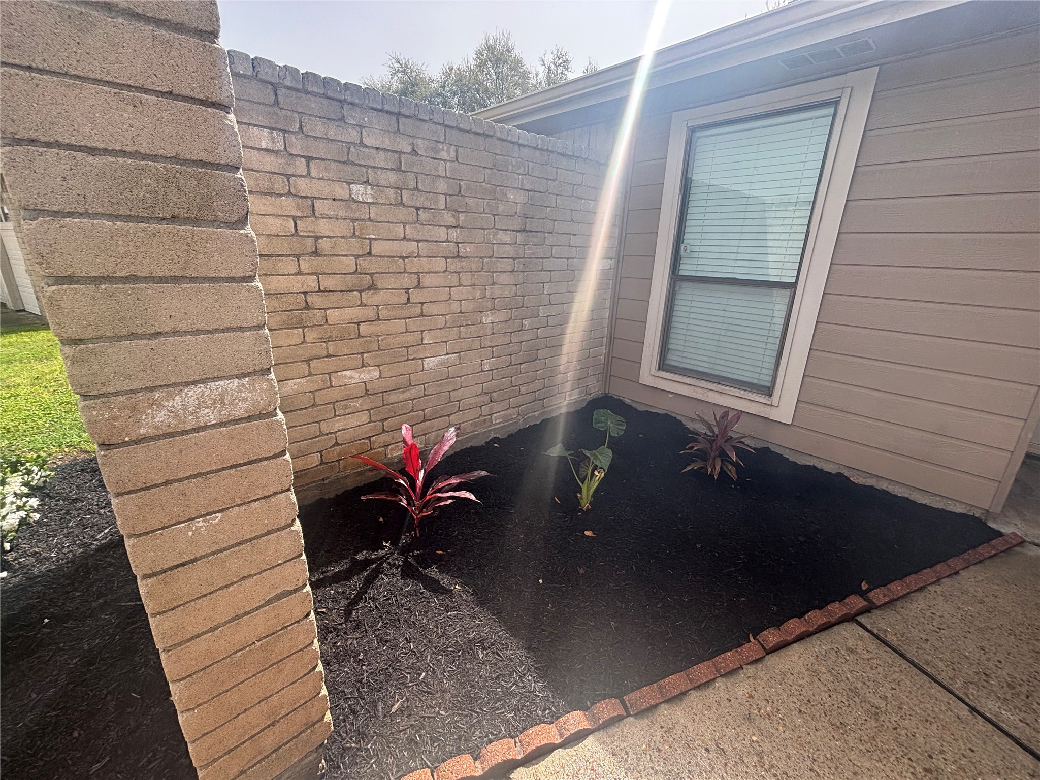 1138 Maple Creek Drive, La Porte, TX 77571